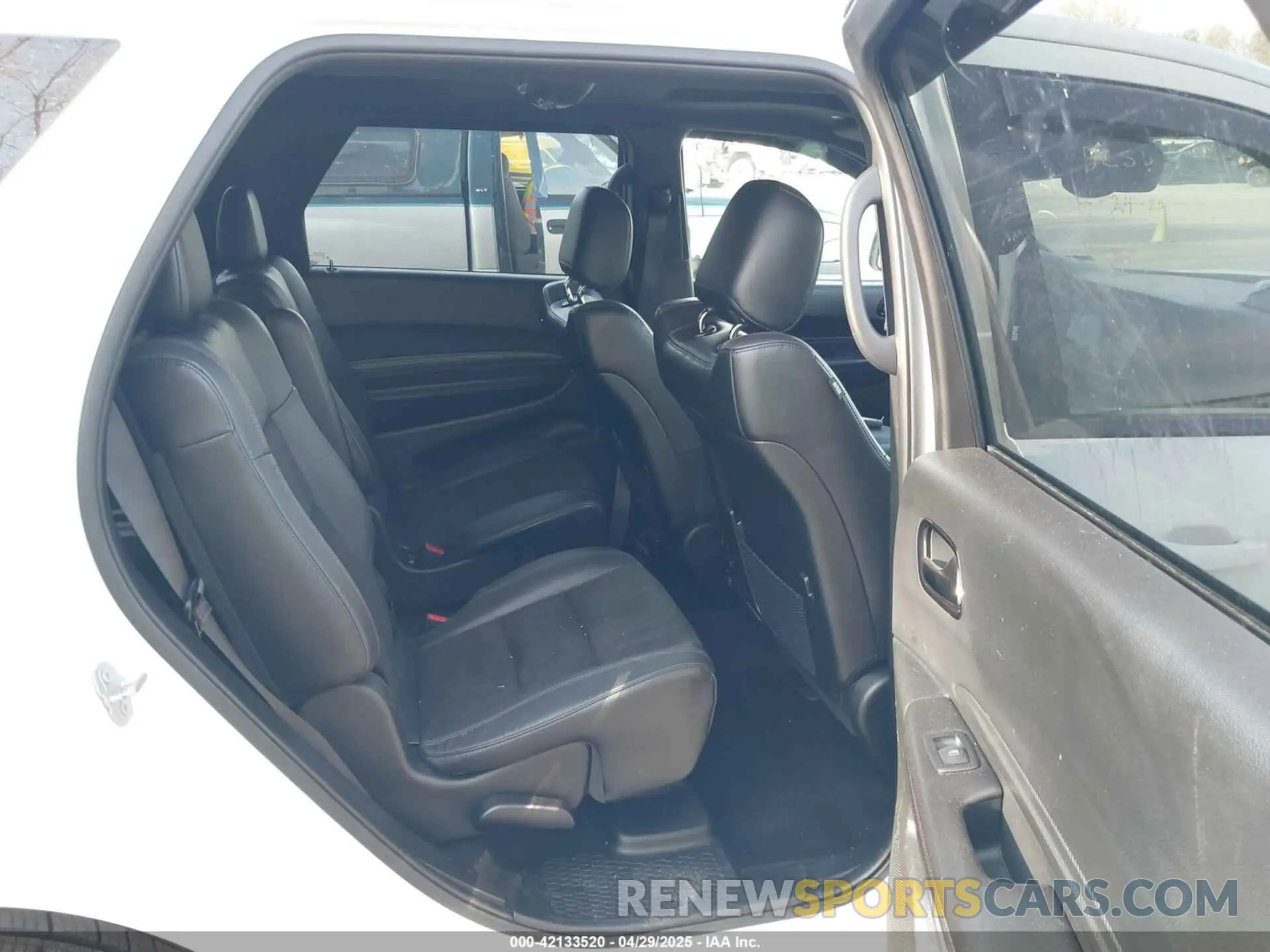 8 Photograph of a damaged car 1C4SDJCT8NC221294 DODGE DURANGO 2022