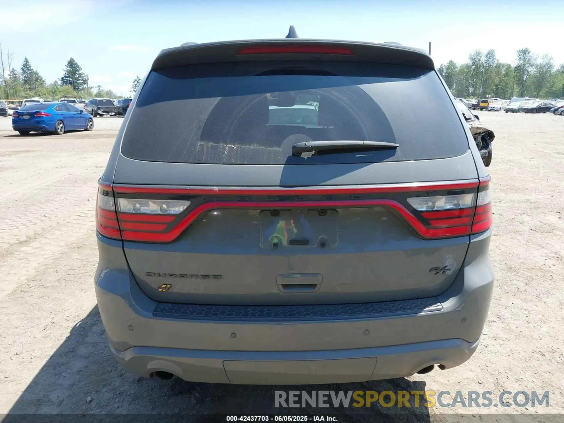 16 Photograph of a damaged car 1C4SDJCT9NC230716 DODGE DURANGO 2022