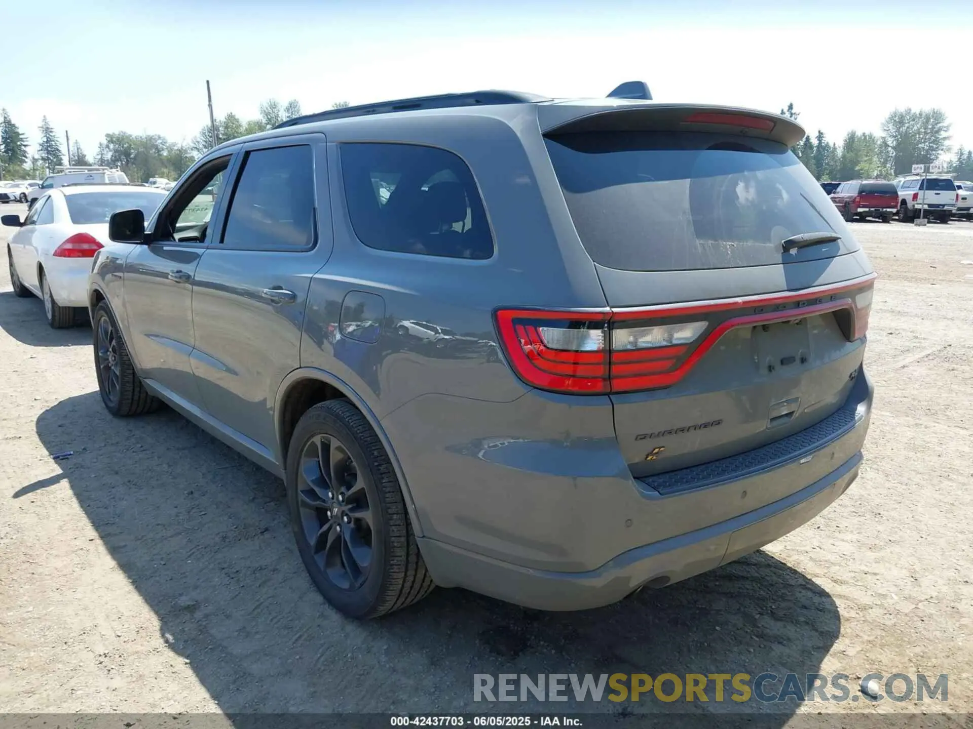 3 Photograph of a damaged car 1C4SDJCT9NC230716 DODGE DURANGO 2022