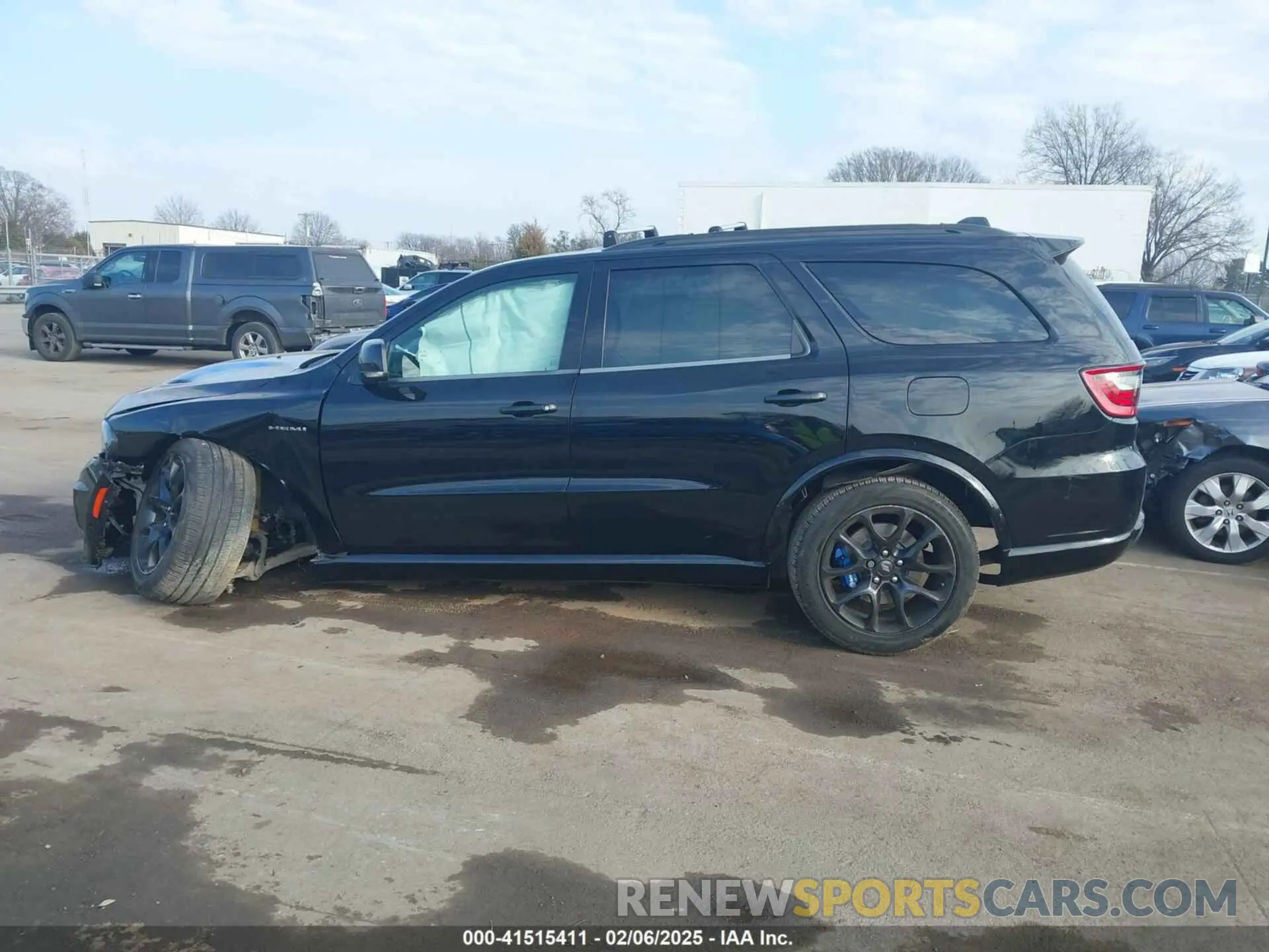 14 Photograph of a damaged car 1C4SDJCT9NC231350 DODGE DURANGO 2022