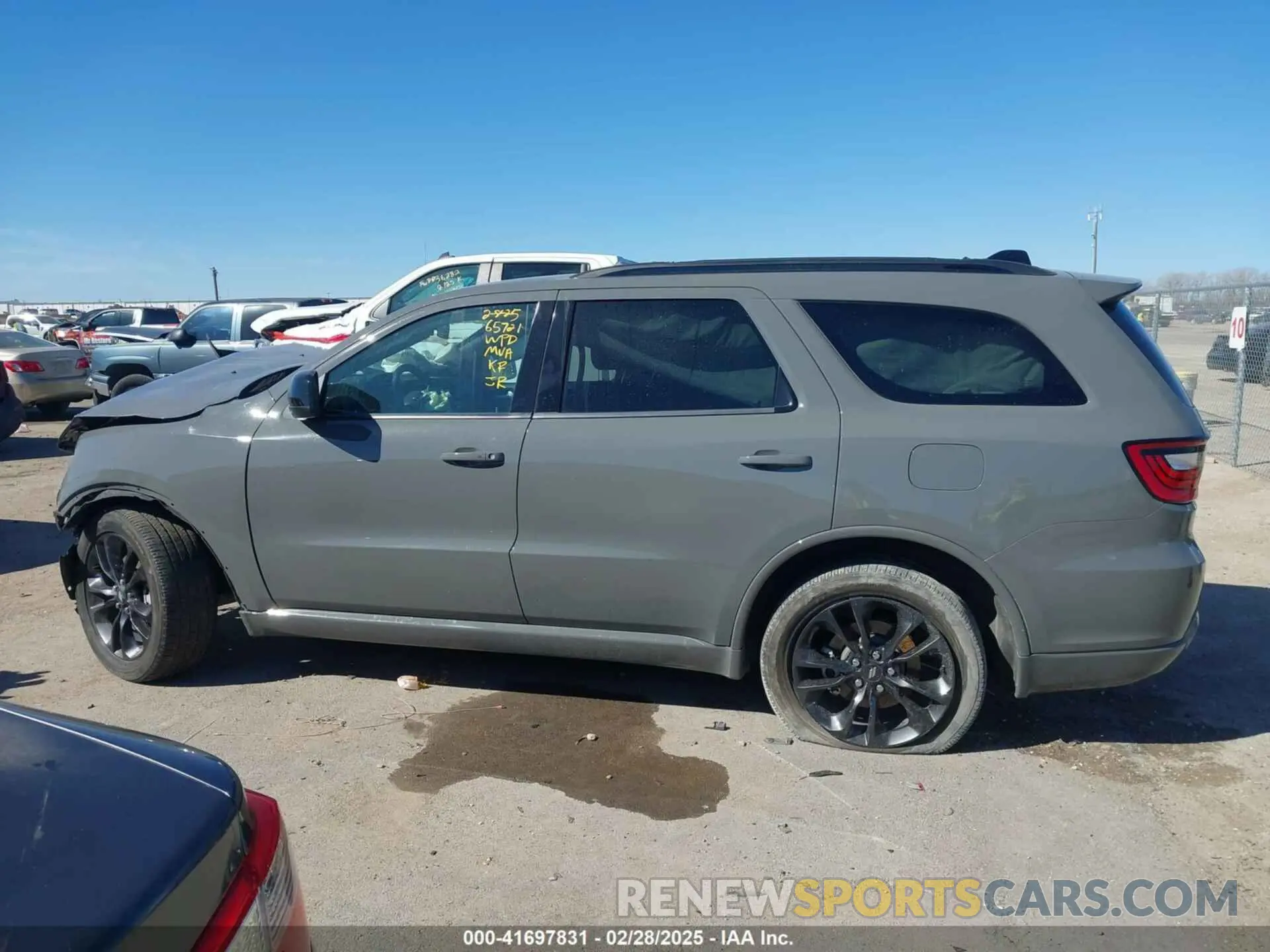 14 Photograph of a damaged car 1C4RDHAGXPC616819 DODGE DURANGO 2023