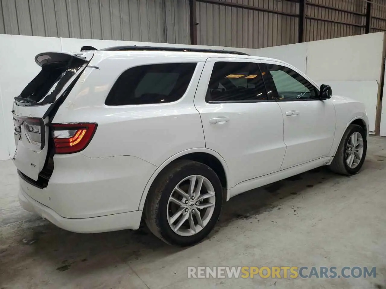 3 Photograph of a damaged car 1C4RDHDG5PC571235 DODGE DURANGO 2023