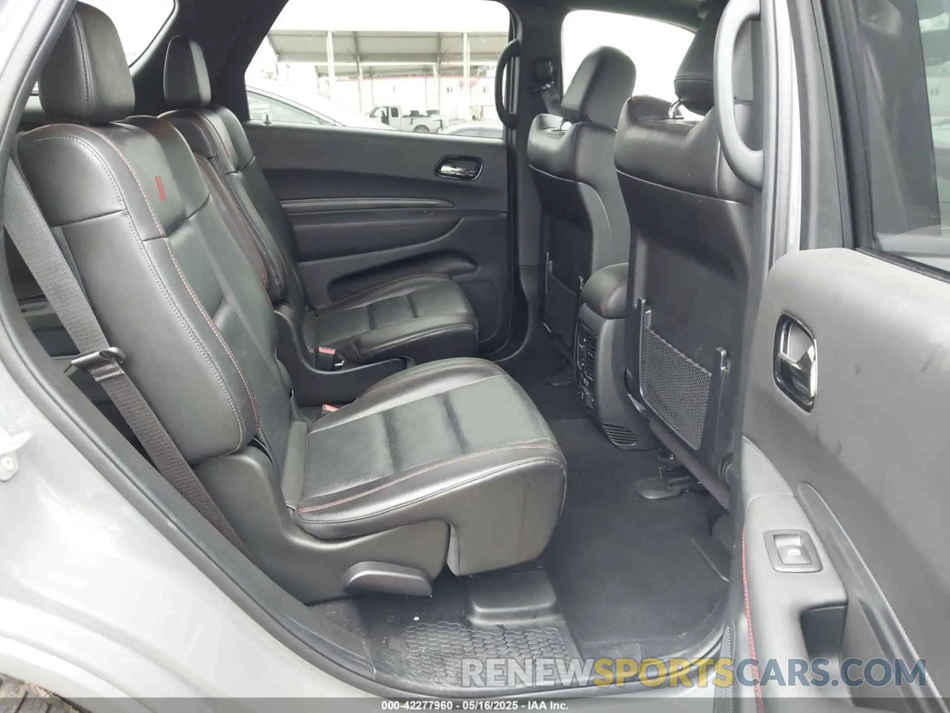 8 Photograph of a damaged car 1C4RDHDG5PC675336 DODGE DURANGO 2023