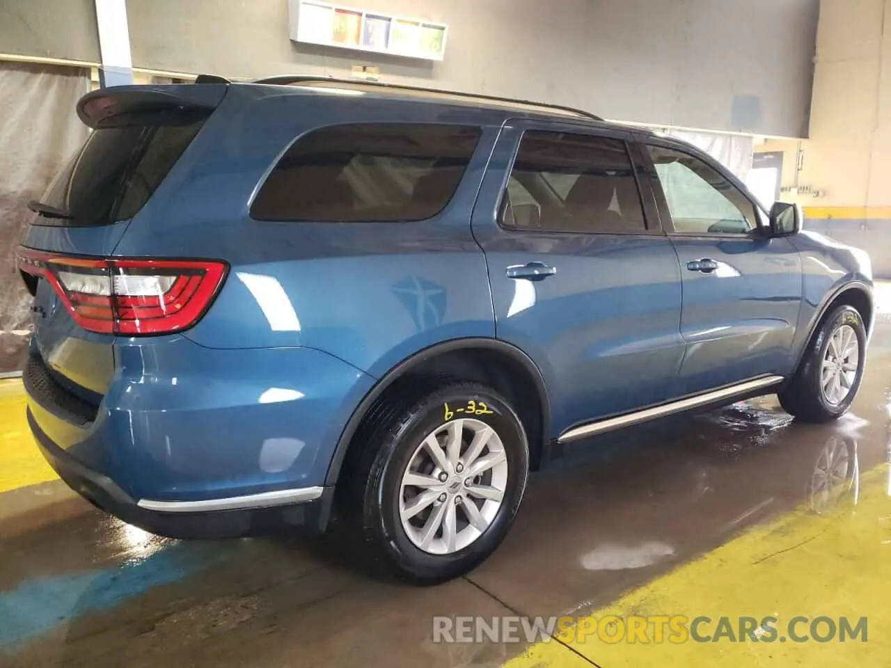 3 Фотография поврежденного автомобиля 1C4RDJAGXPC718175 DODGE DURANGO 2023