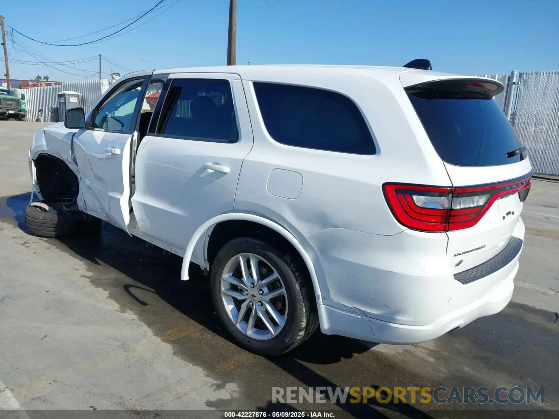 3 Photograph of a damaged car 1C4RDJDG4PC556295 DODGE DURANGO 2023