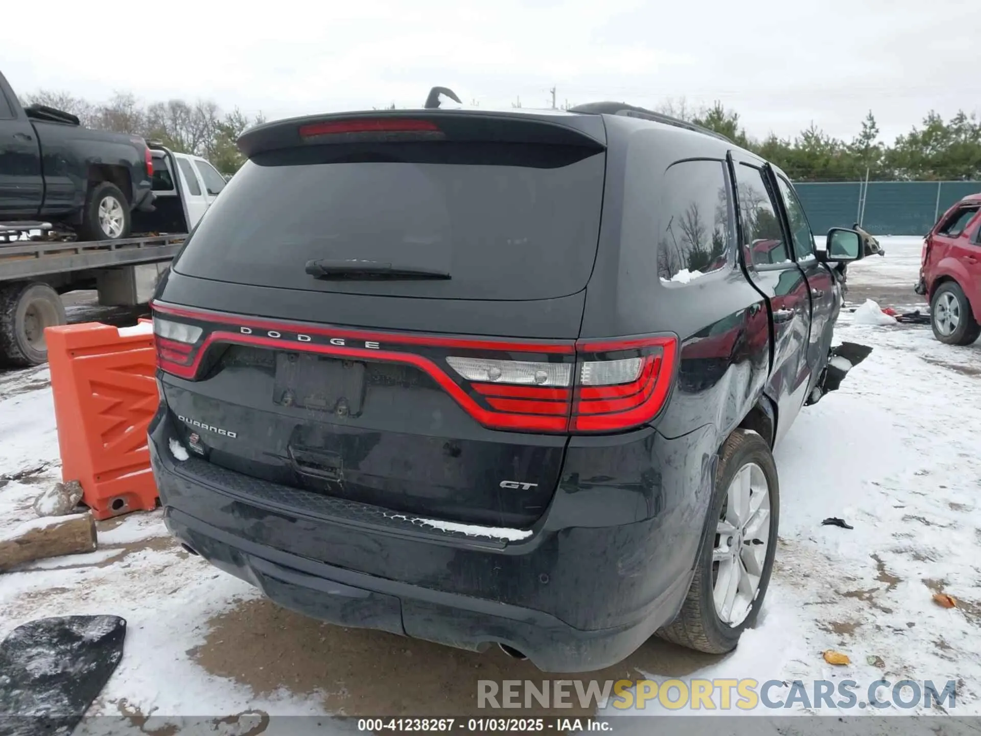 4 Photograph of a damaged car 1C4RDJDG5PC572280 DODGE DURANGO 2023