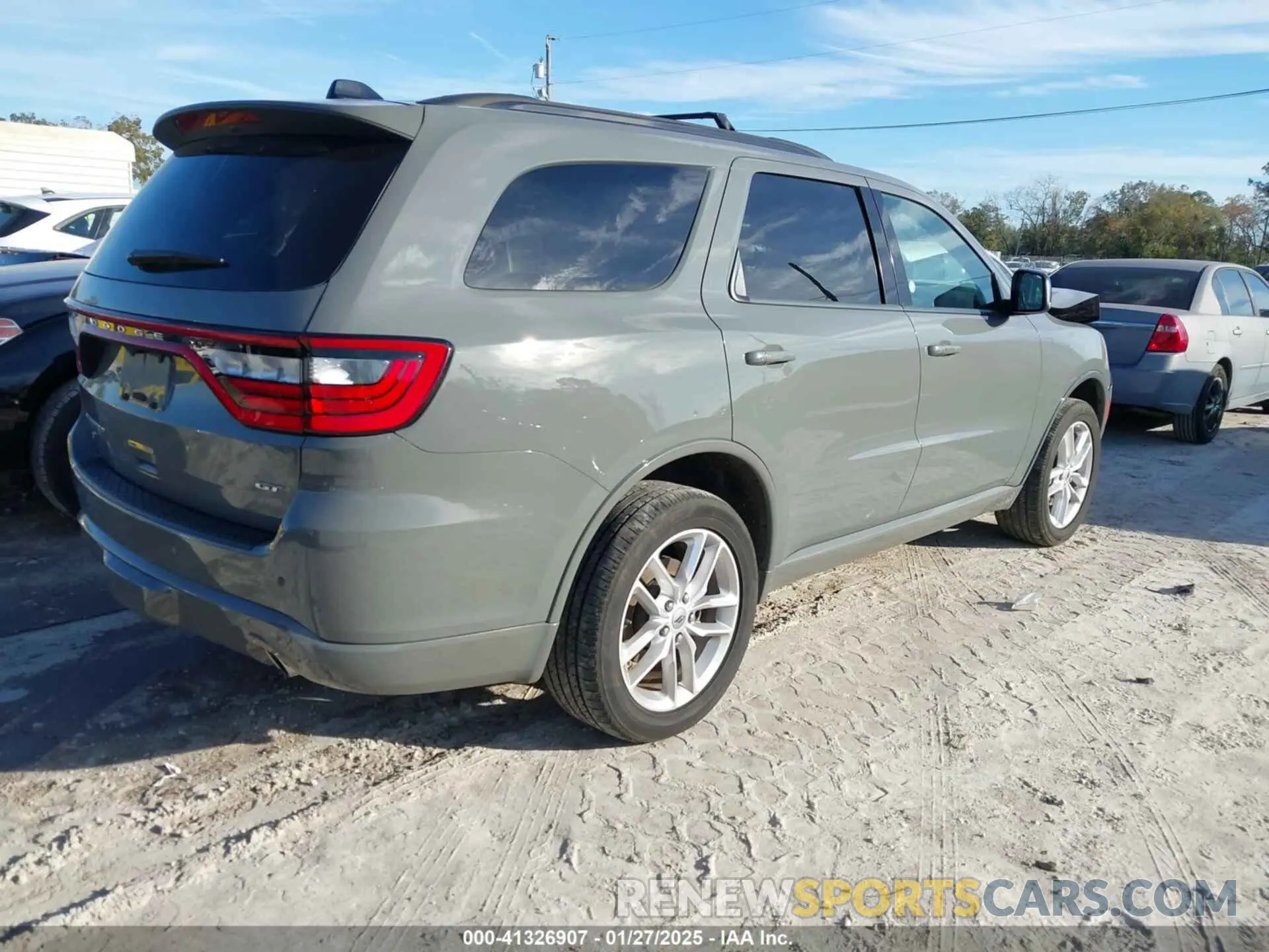 4 Photograph of a damaged car 1C4RDJDG7PC629949 DODGE DURANGO 2023