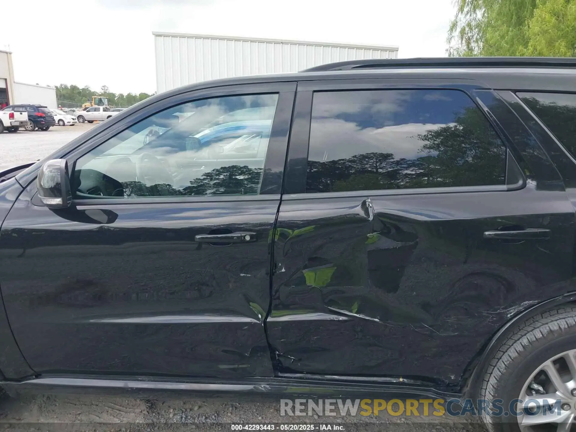 14 Photograph of a damaged car 1C4RDJDG8PC668257 DODGE DURANGO 2023