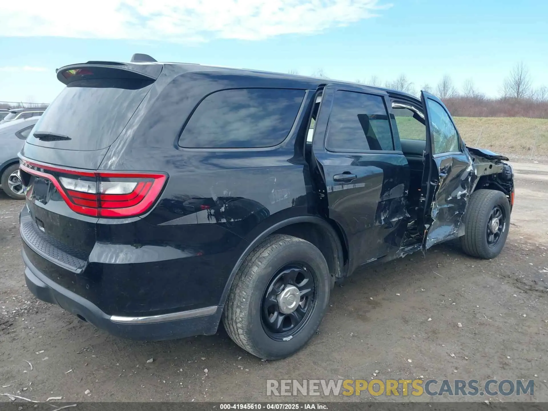 4 Photograph of a damaged car 1C4RDJFG9PC605021 DODGE DURANGO 2023