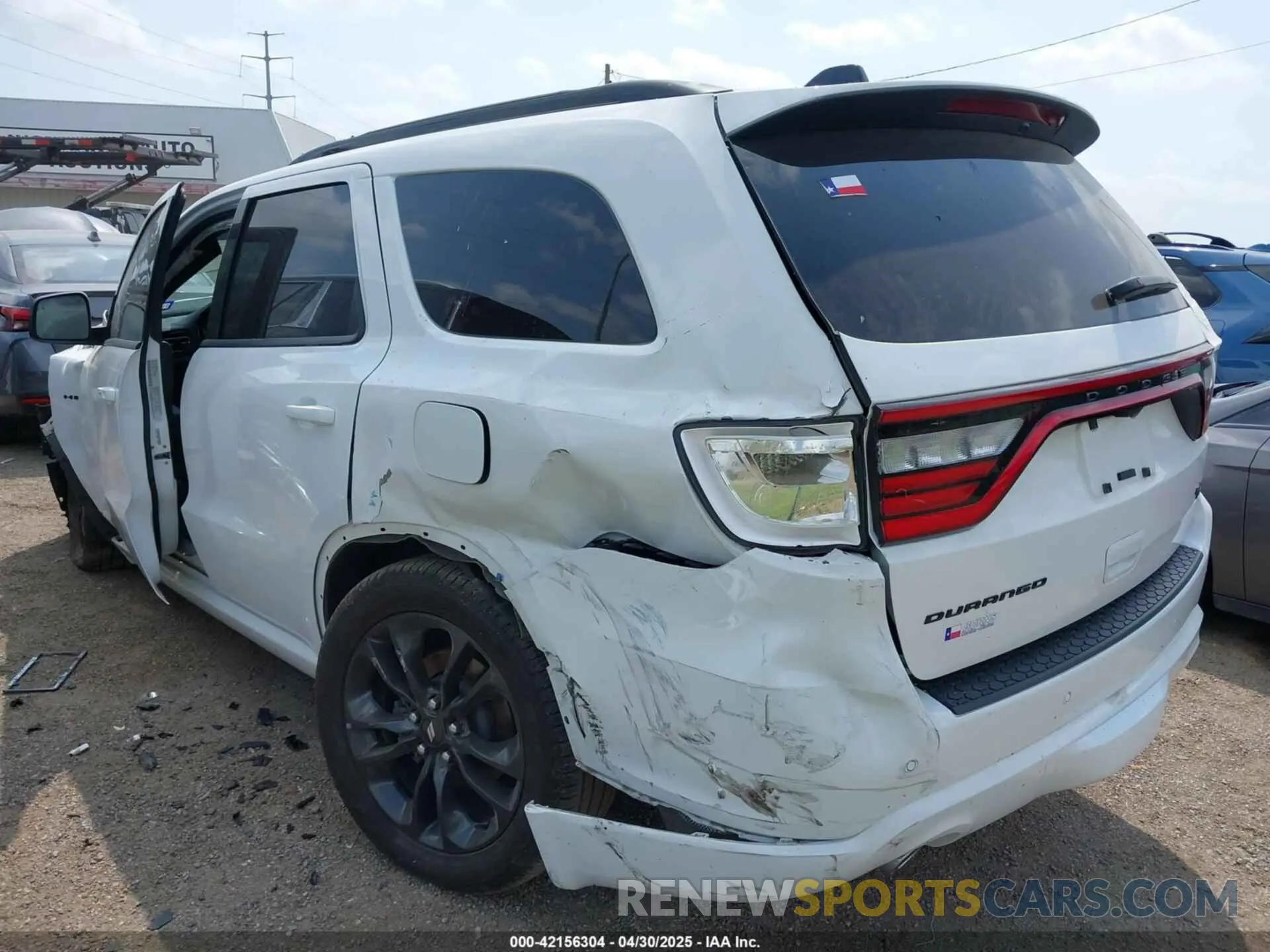 3 Фотография поврежденного автомобиля 1C4SDHCT7PC686970 DODGE DURANGO 2023