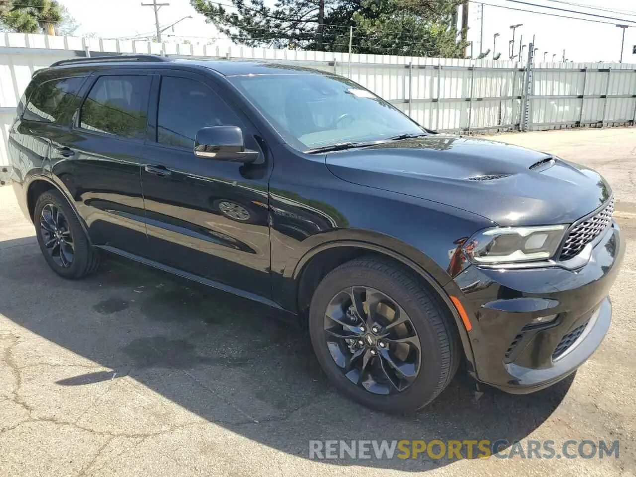 4 Photograph of a damaged car 1C4SDJCT3PC695981 DODGE DURANGO 2023