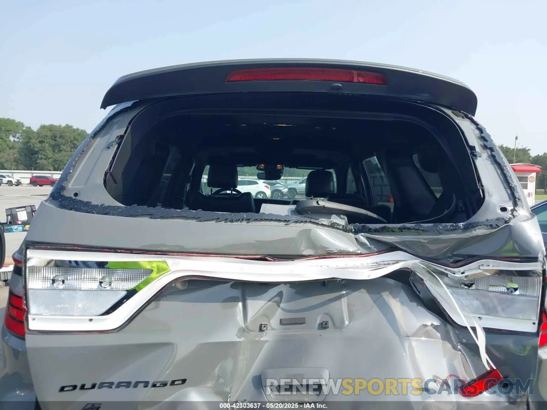 6 Photograph of a damaged car 1C4SDJCT4PC580502 DODGE DURANGO 2023