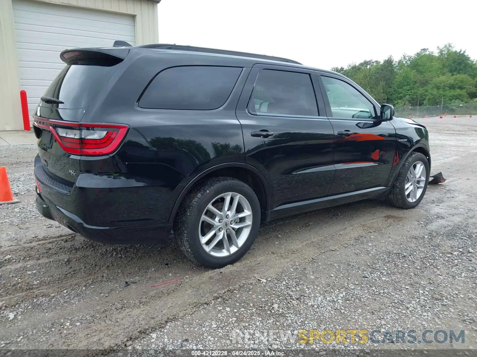 4 Фотография поврежденного автомобиля 1C4SDJCT7PC553942 DODGE DURANGO 2023