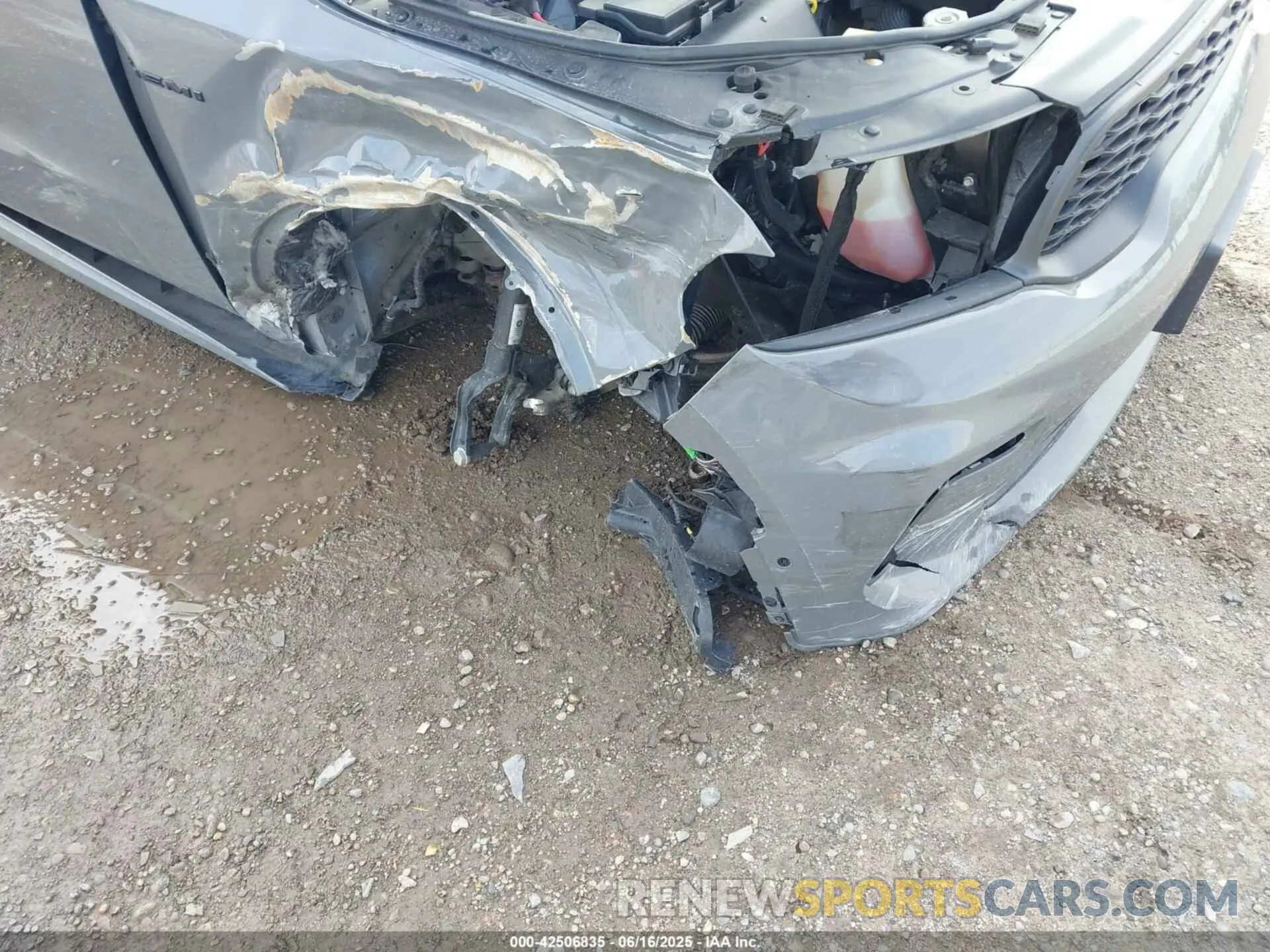 6 Photograph of a damaged car 1C4SDJCT8PC550788 DODGE DURANGO 2023