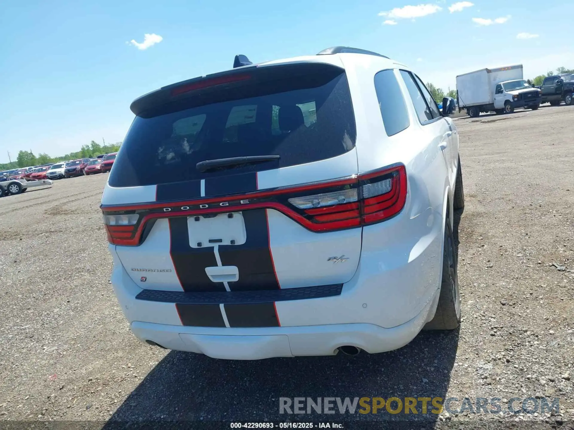 16 Photograph of a damaged car 1C4SDJCTXPC553725 DODGE DURANGO 2023