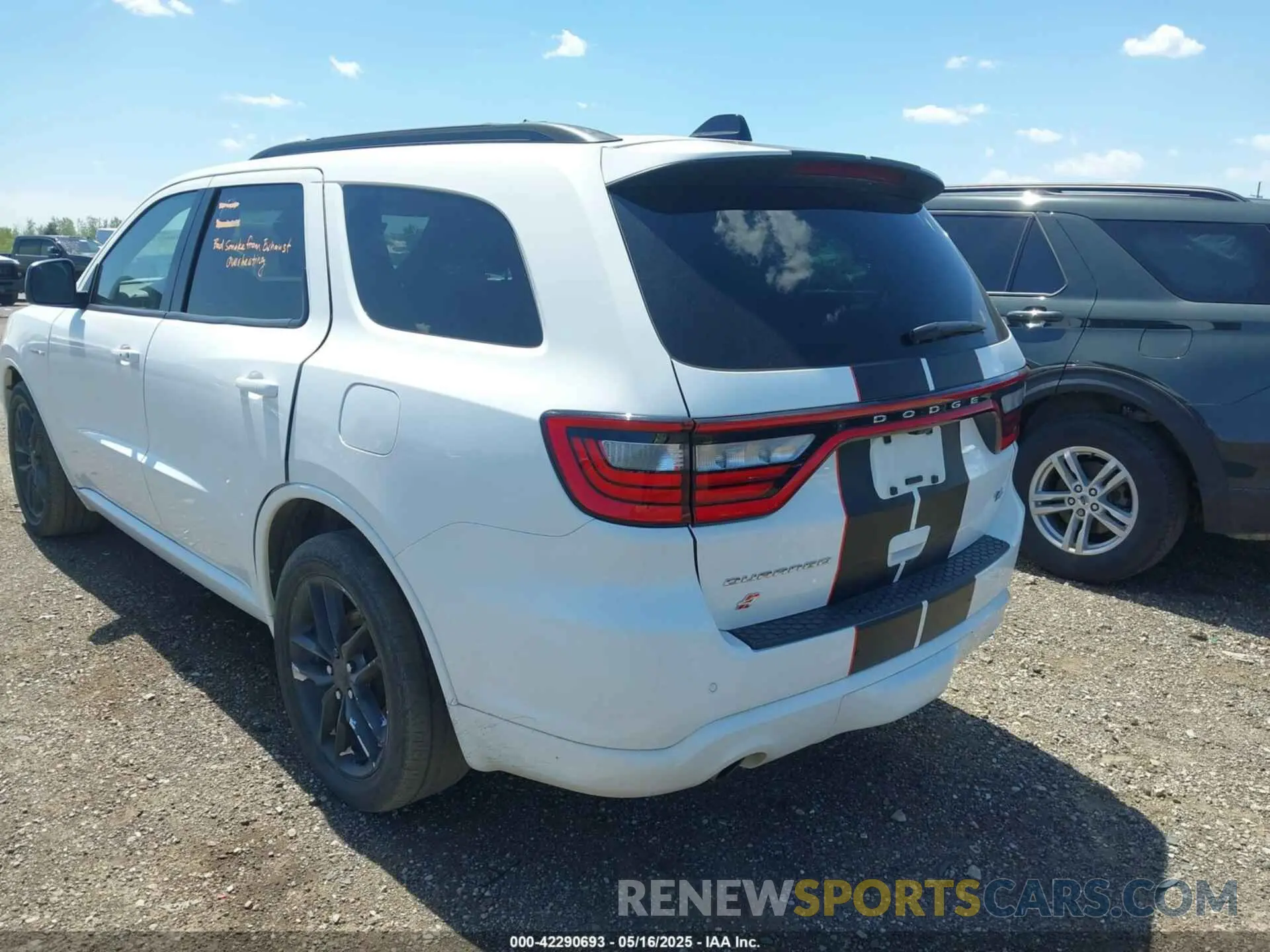3 Photograph of a damaged car 1C4SDJCTXPC553725 DODGE DURANGO 2023
