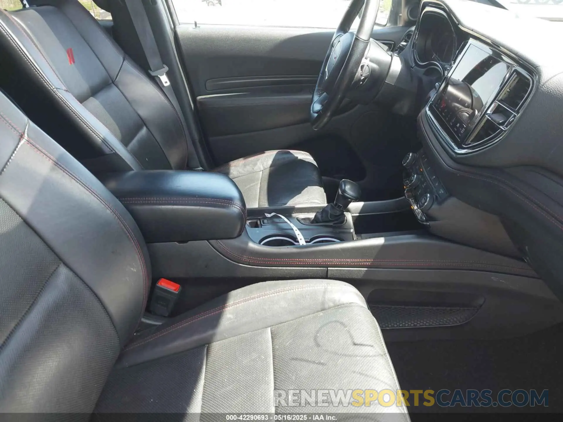 5 Photograph of a damaged car 1C4SDJCTXPC553725 DODGE DURANGO 2023