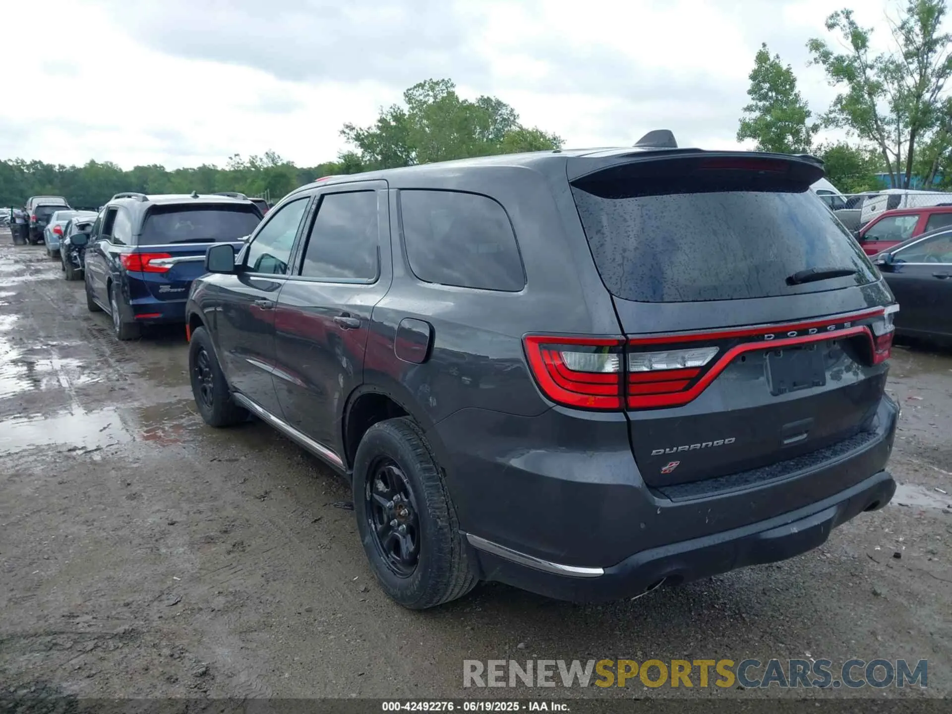 3 Photograph of a damaged car 1C4SDJFTXPC631559 DODGE DURANGO 2023