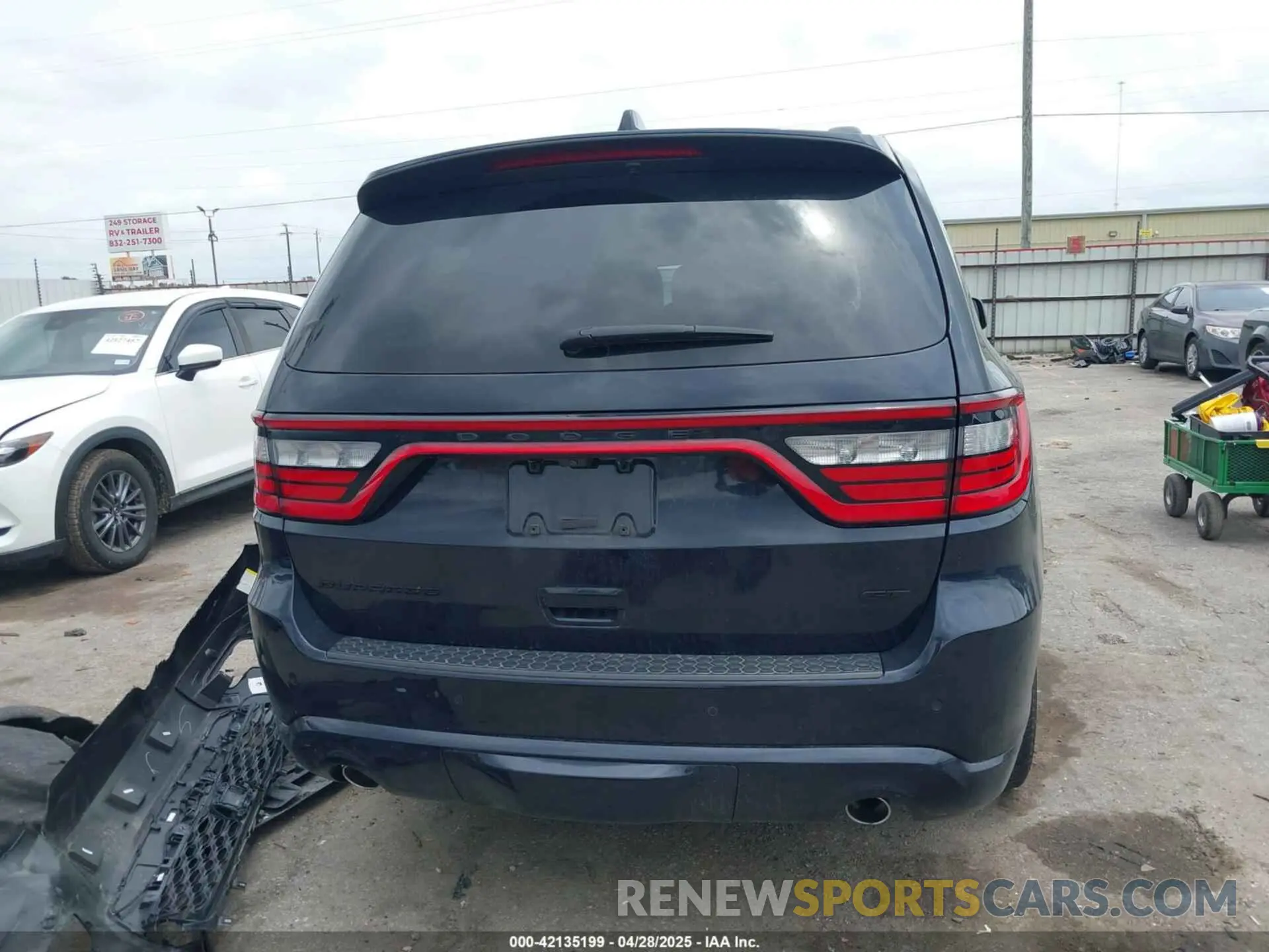 16 Photograph of a damaged car 1C4RDHDG0RC152504 DODGE DURANGO 2024