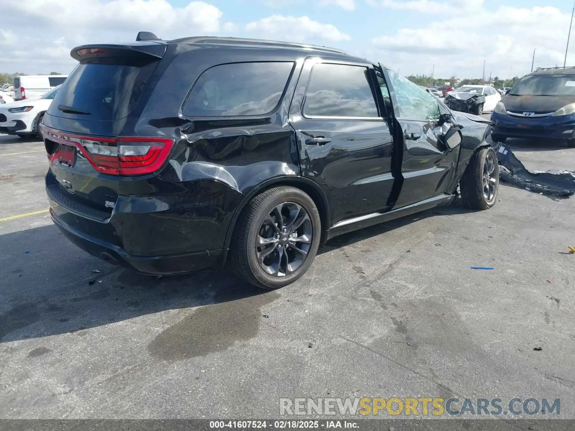 4 Photograph of a damaged car 1C4RDHDG6RC248475 DODGE DURANGO 2024