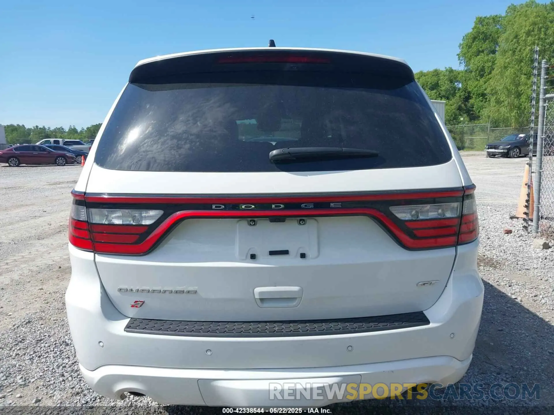 16 Photograph of a damaged car 1C4RDJDG6RC137884 DODGE DURANGO 2024