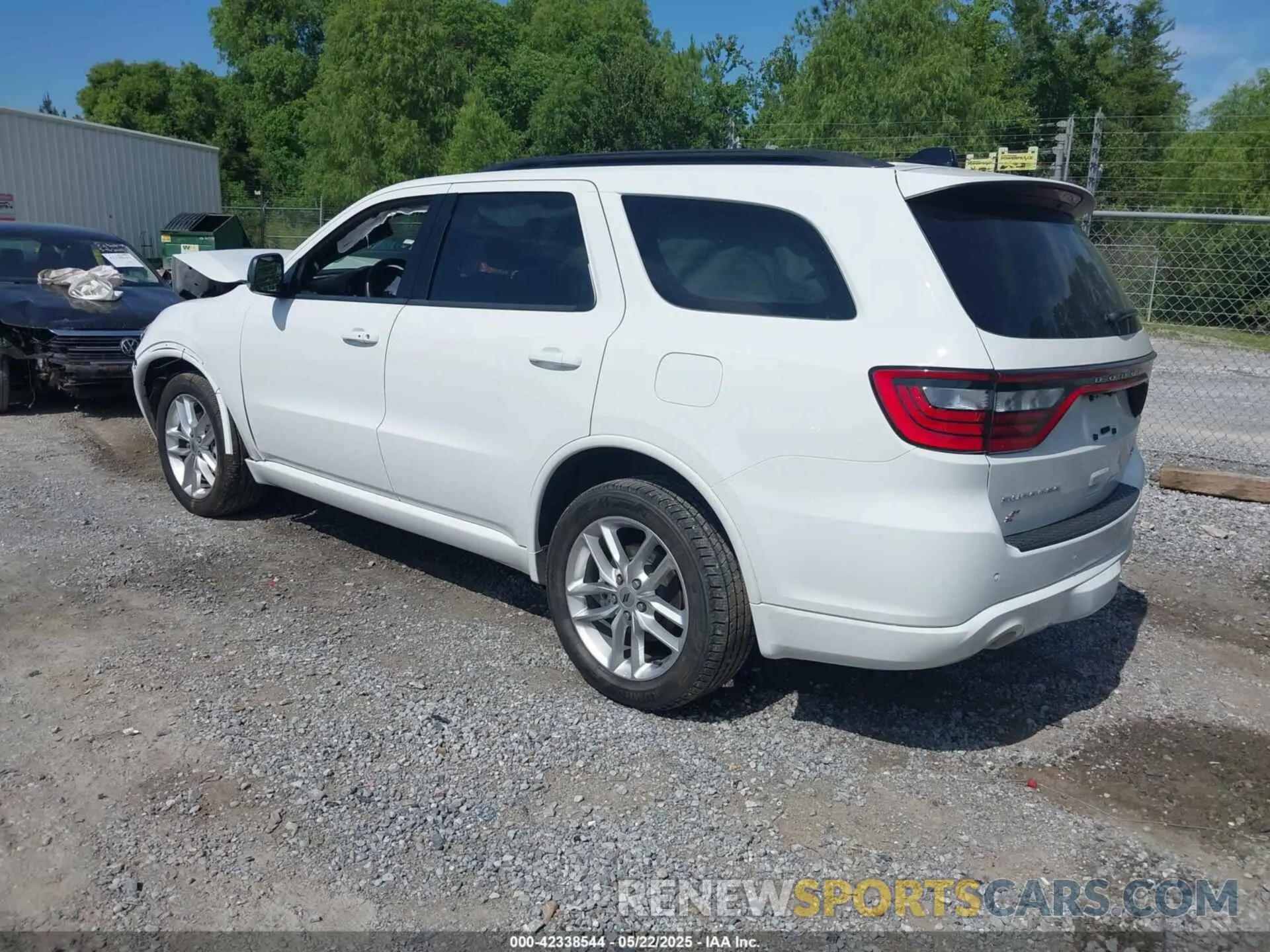 3 Photograph of a damaged car 1C4RDJDG6RC137884 DODGE DURANGO 2024