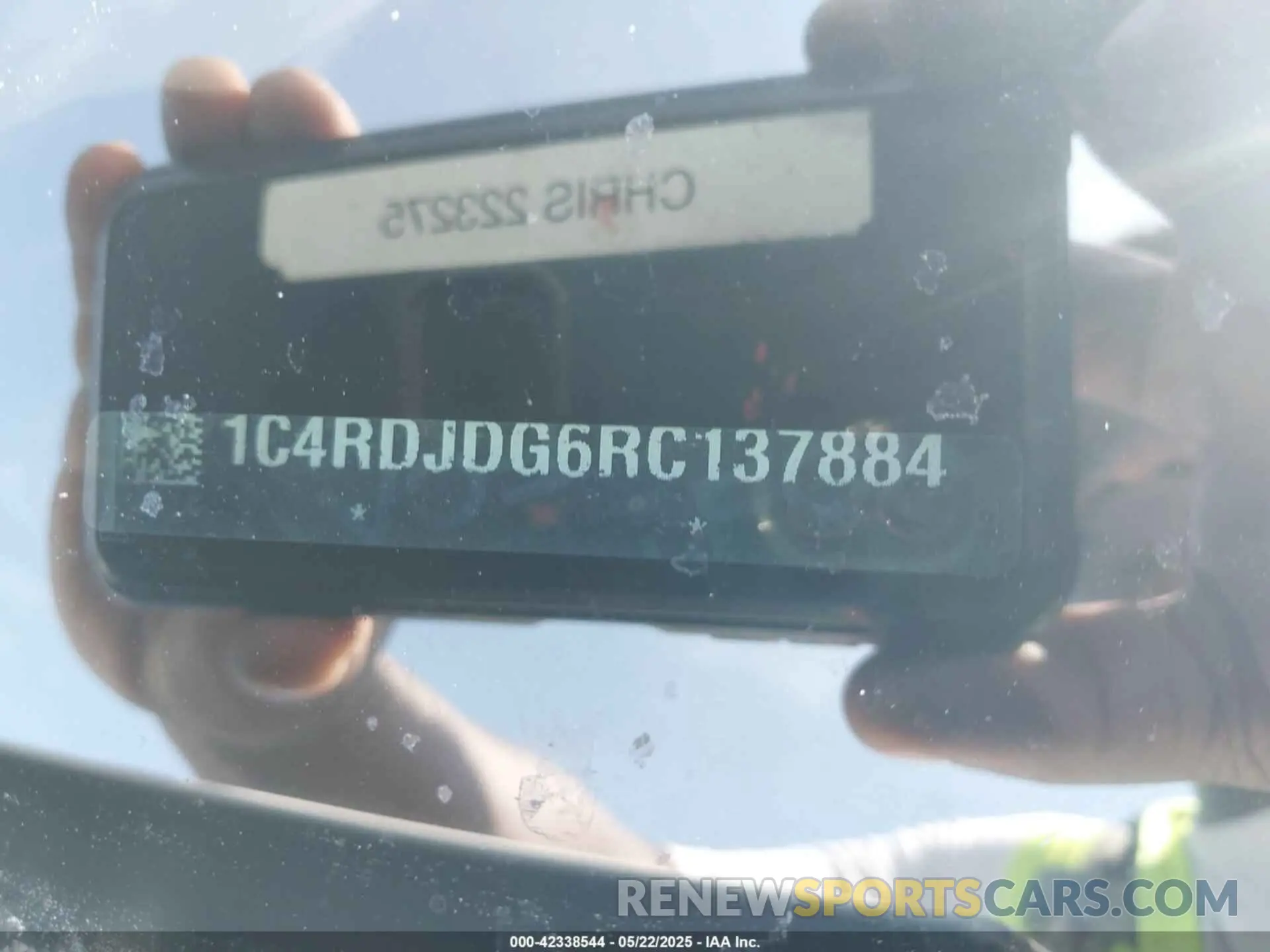 9 Photograph of a damaged car 1C4RDJDG6RC137884 DODGE DURANGO 2024