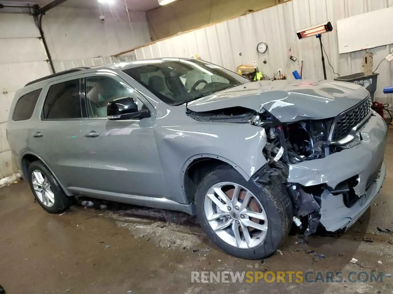 4 Photograph of a damaged car 1C4RDJDG8RC213136 DODGE DURANGO 2024