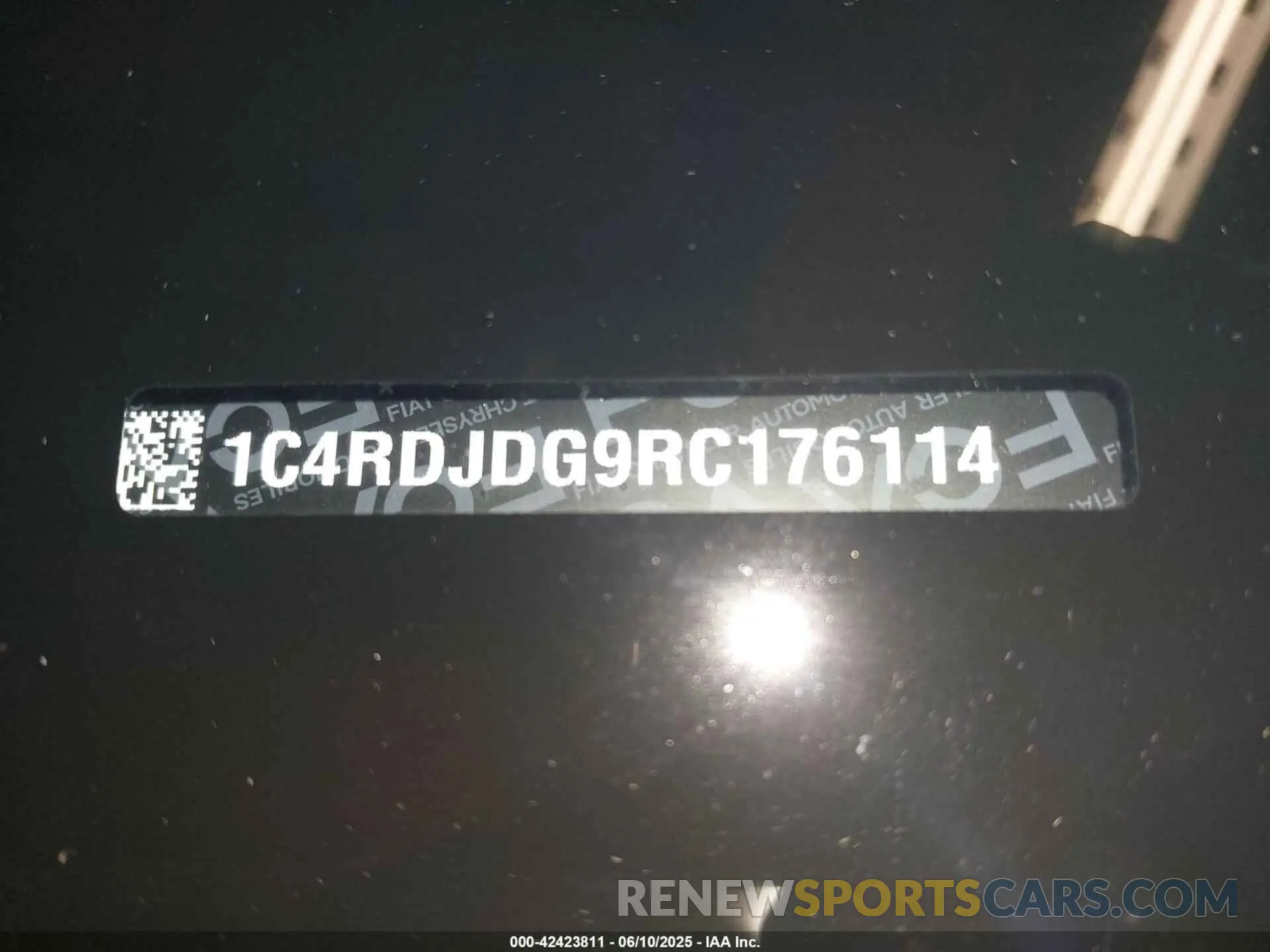 18 Фотография поврежденного автомобиля 1C4RDJDG9RC176114 DODGE DURANGO 2024