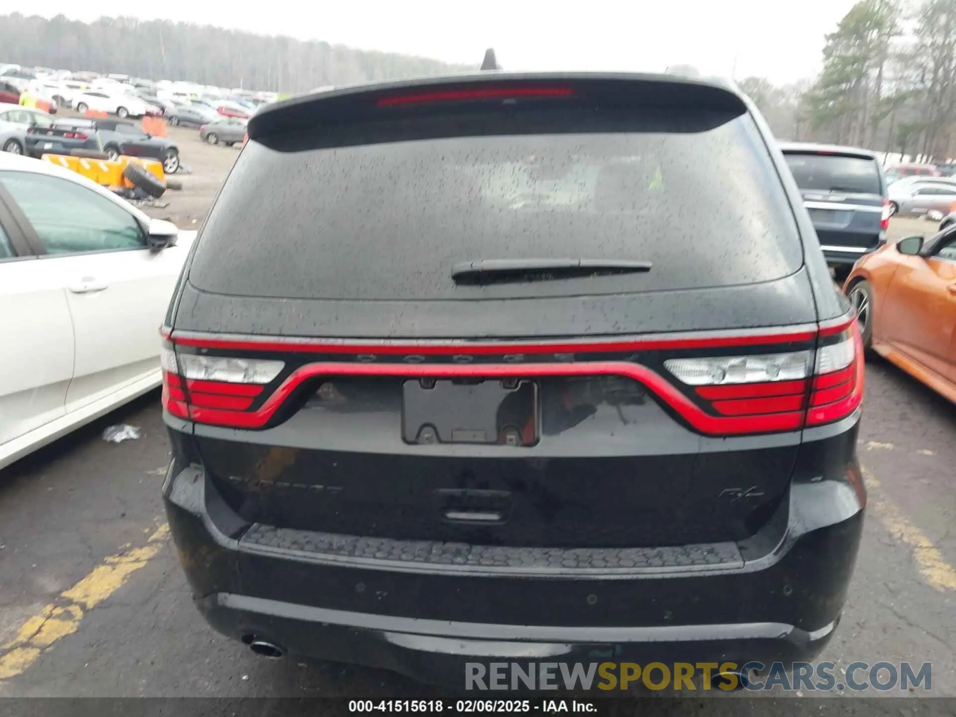 16 Photograph of a damaged car 1C4SDHCT3RC172018 DODGE DURANGO 2024