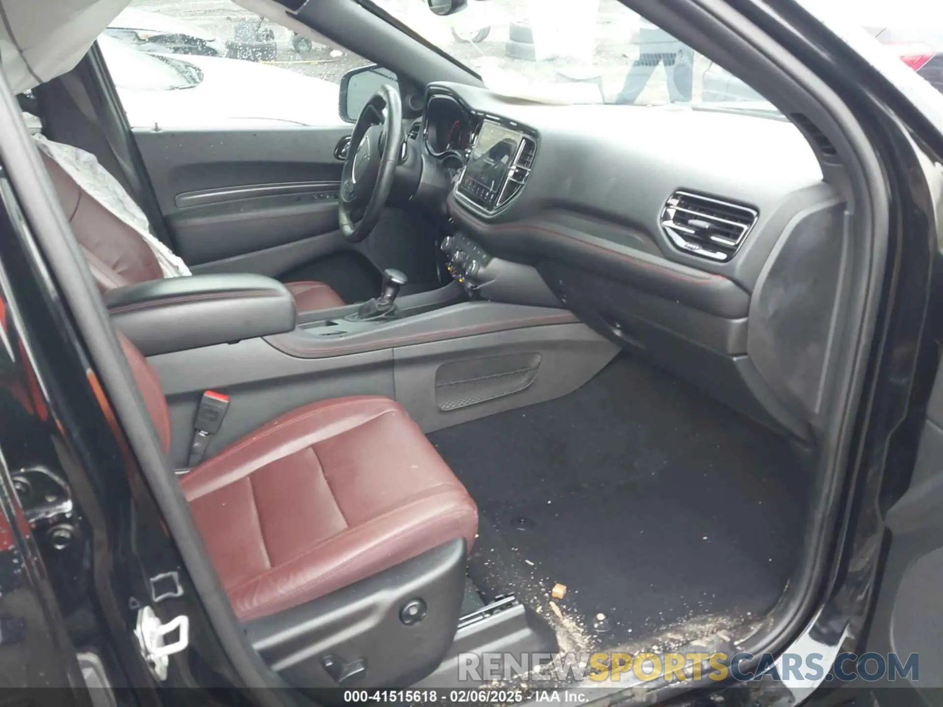 5 Photograph of a damaged car 1C4SDHCT3RC172018 DODGE DURANGO 2024