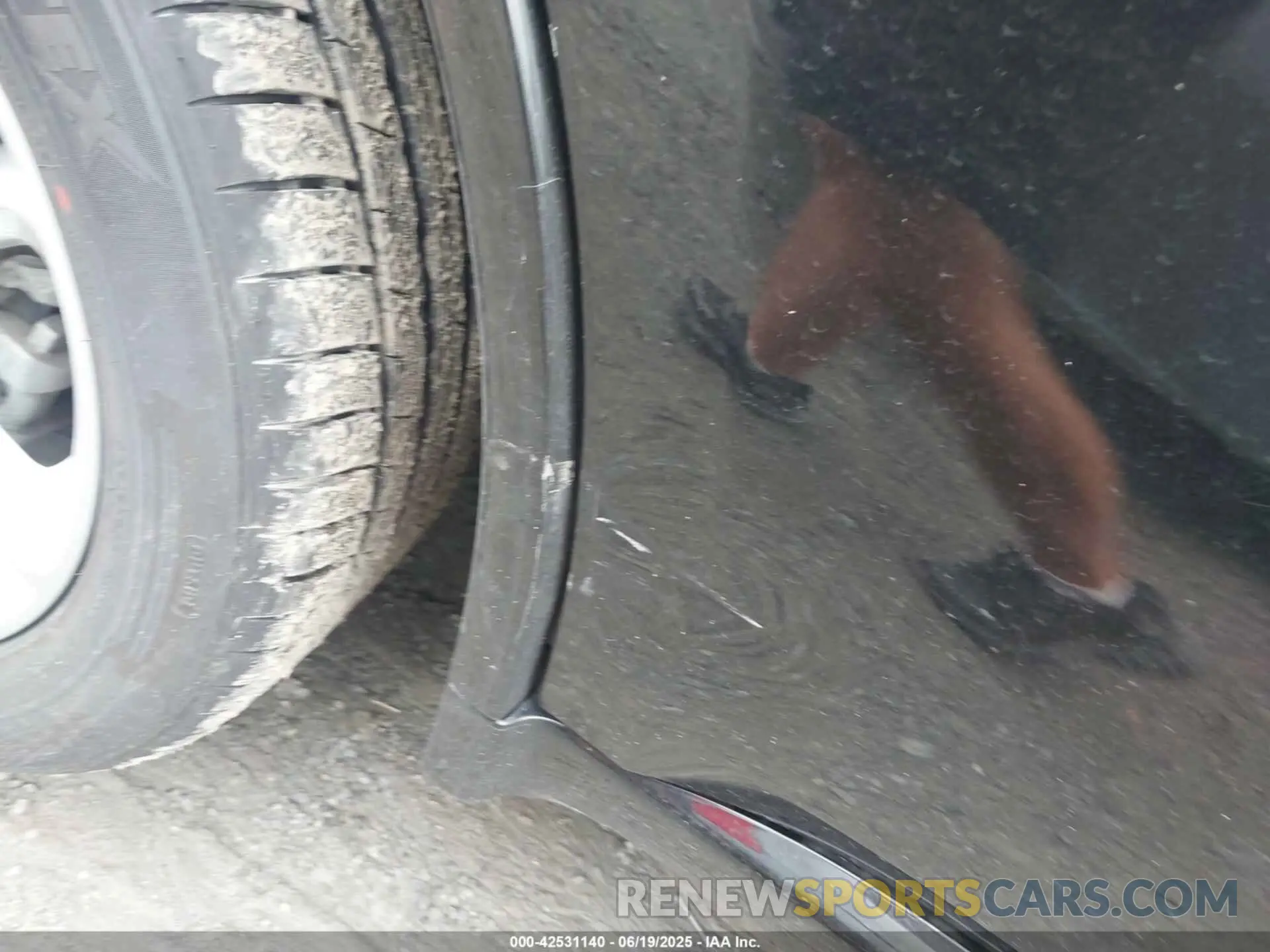 17 Photograph of a damaged car 1C4SDJCT9RC146885 DODGE DURANGO 2024