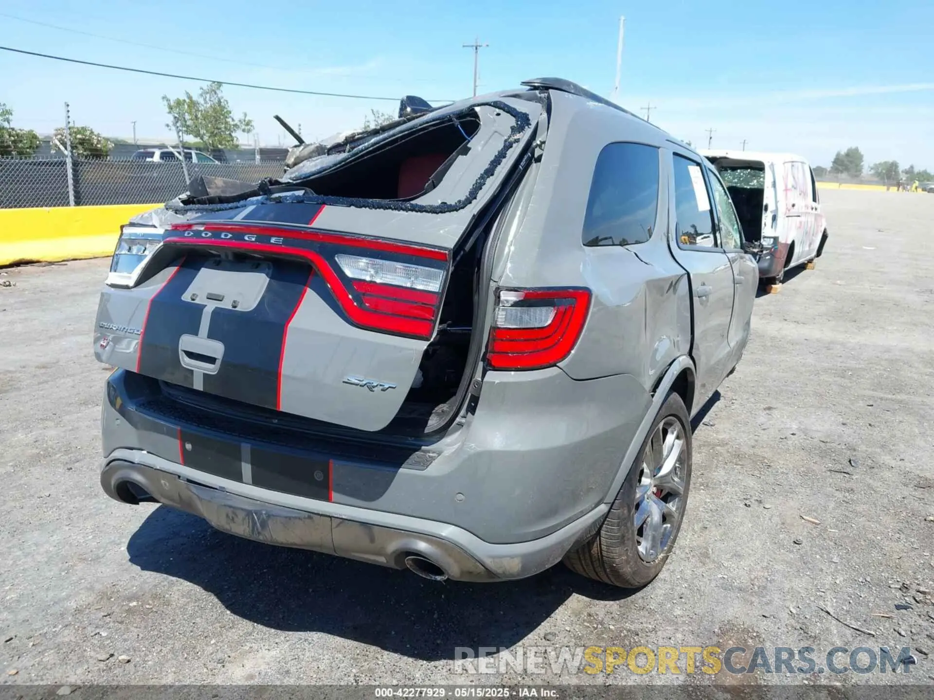 4 Фотография поврежденного автомобиля 1C4SDJGJ7RC153536 DODGE DURANGO 2024