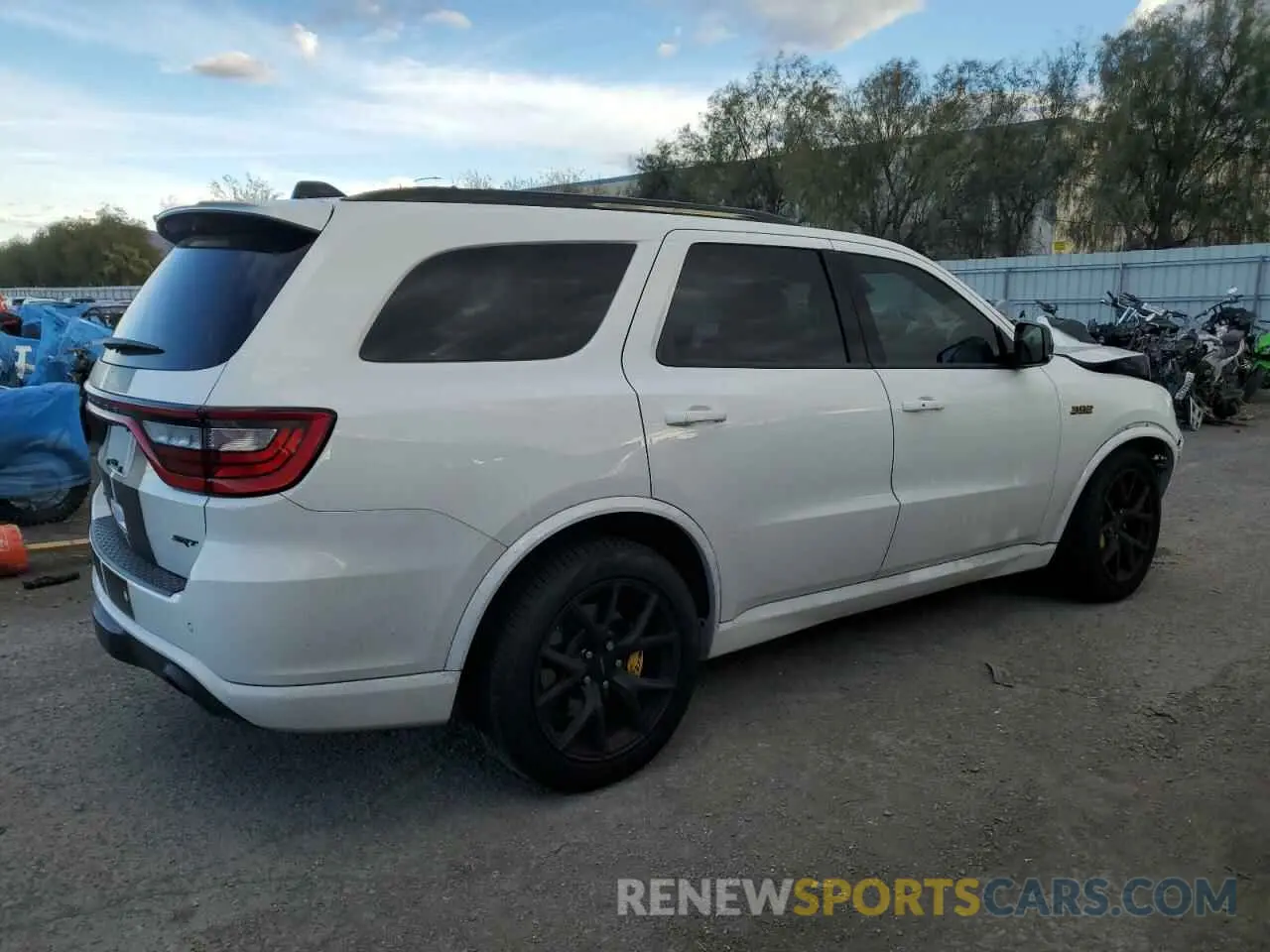 3 Фотография поврежденного автомобиля 1C4SDJGJ9RC221643 DODGE DURANGO 2024
