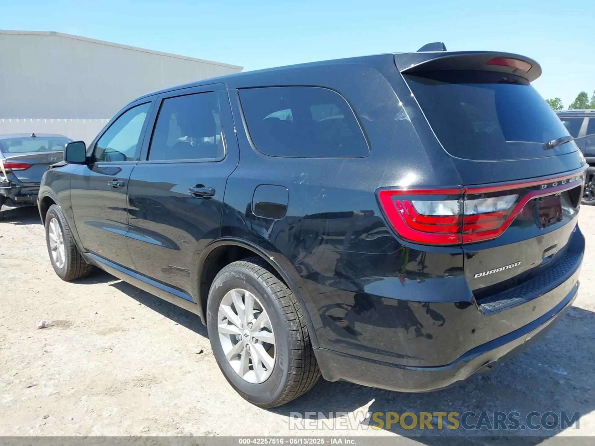 3 Фотография поврежденного автомобиля 1C4RDHDG9SC537744 DODGE DURANGO 2025