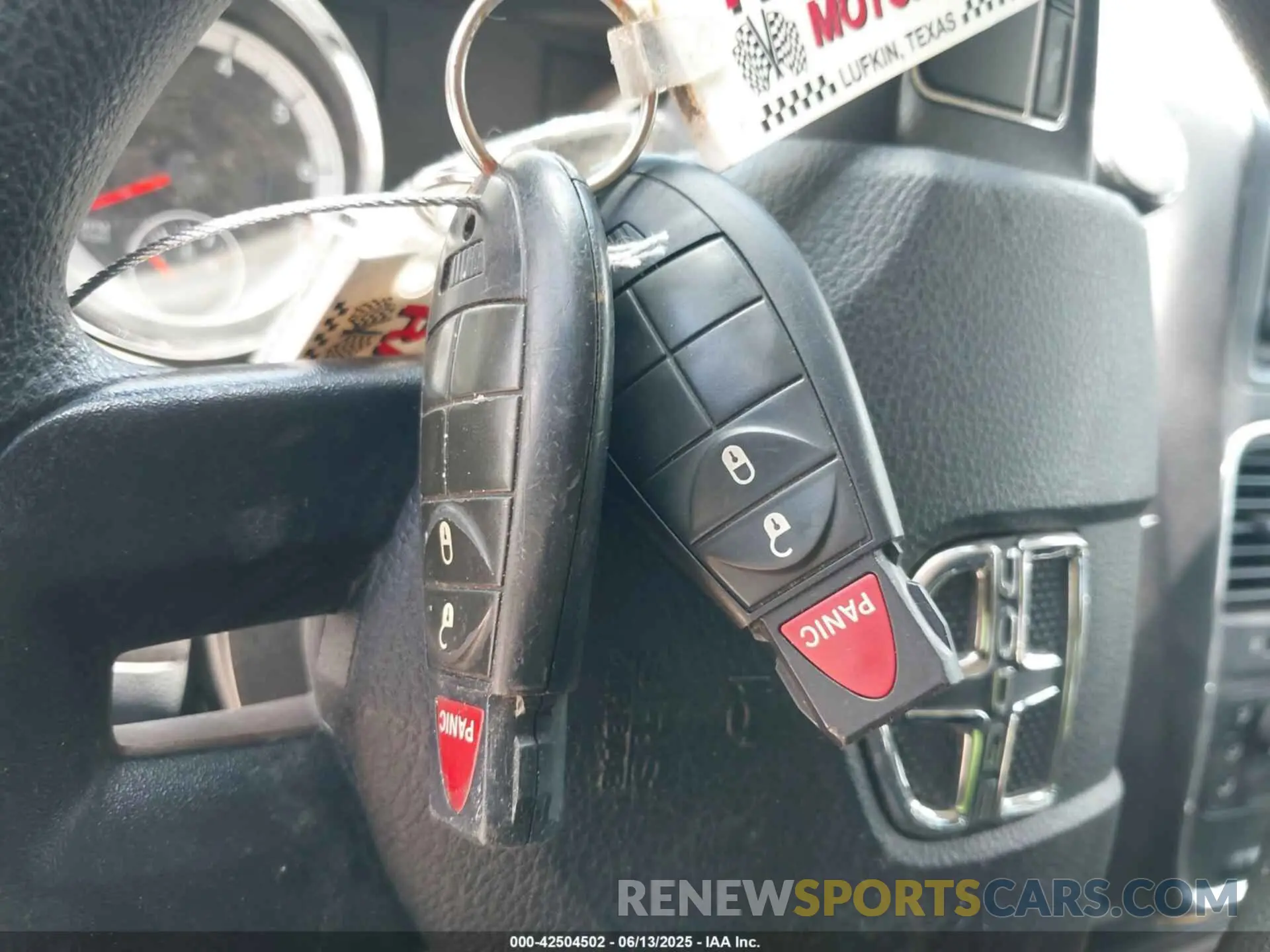 11 Photograph of a damaged car 2C4RDGBG0KR585007 DODGE GRAND CARAVAN 2019