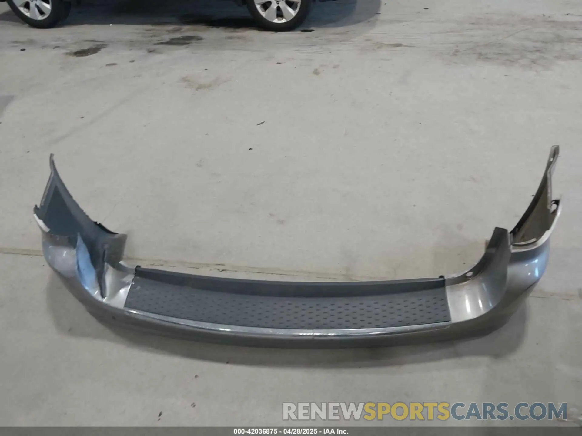 12 Photograph of a damaged car 2C4RDGBG3KR571537 DODGE GRAND CARAVAN 2019