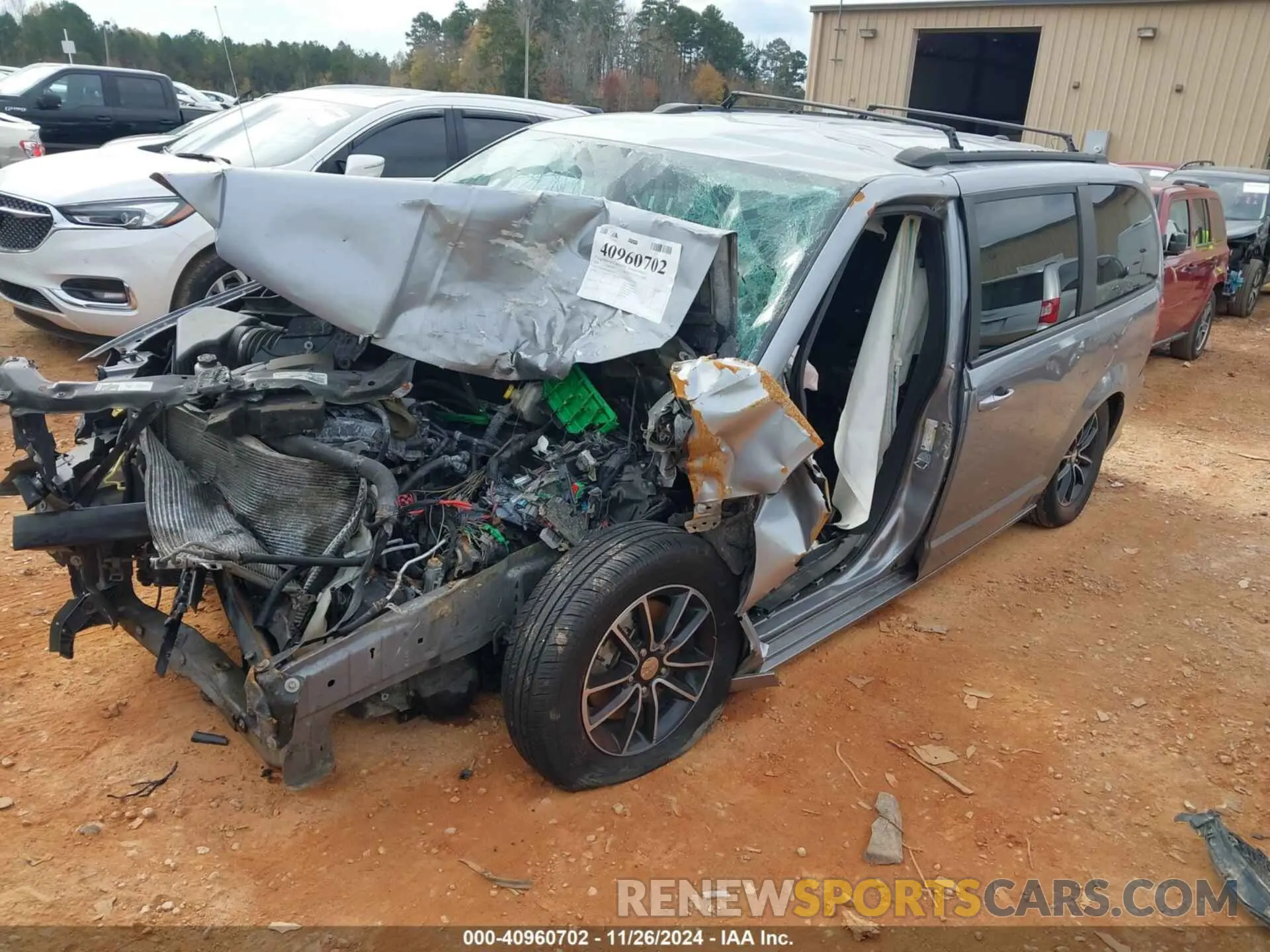 2 Photograph of a damaged car 2C4RDGBG3KR639447 DODGE GRAND CARAVAN 2019