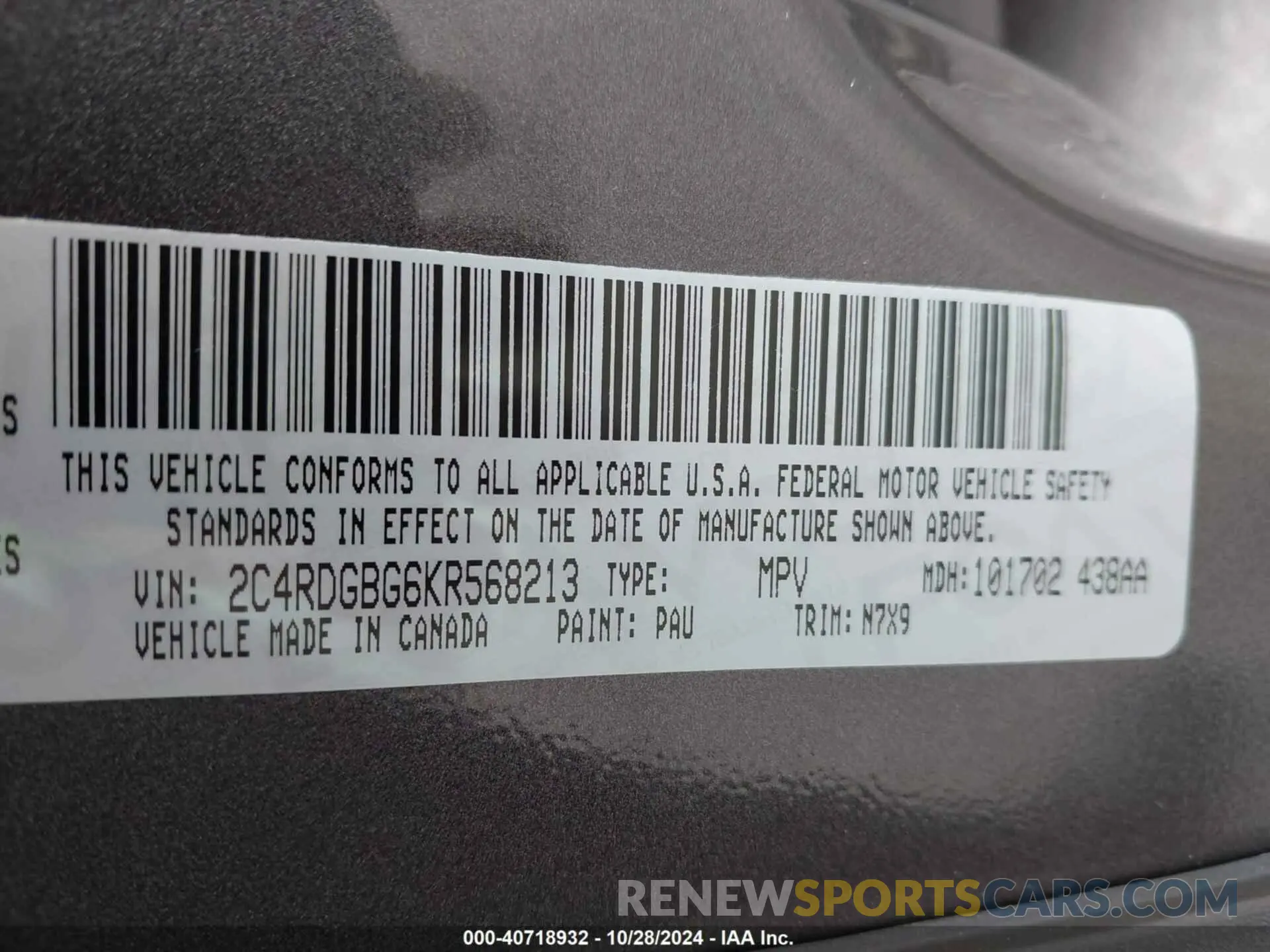 9 Photograph of a damaged car 2C4RDGBG6KR568213 DODGE GRAND CARAVAN 2019