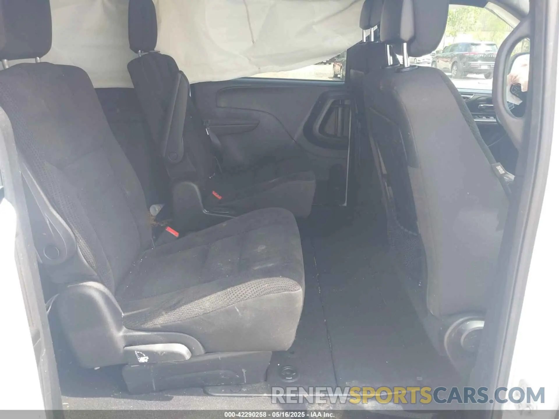 8 Фотография поврежденного автомобиля 2C4RDGBG6KR591927 DODGE GRAND CARAVAN 2019