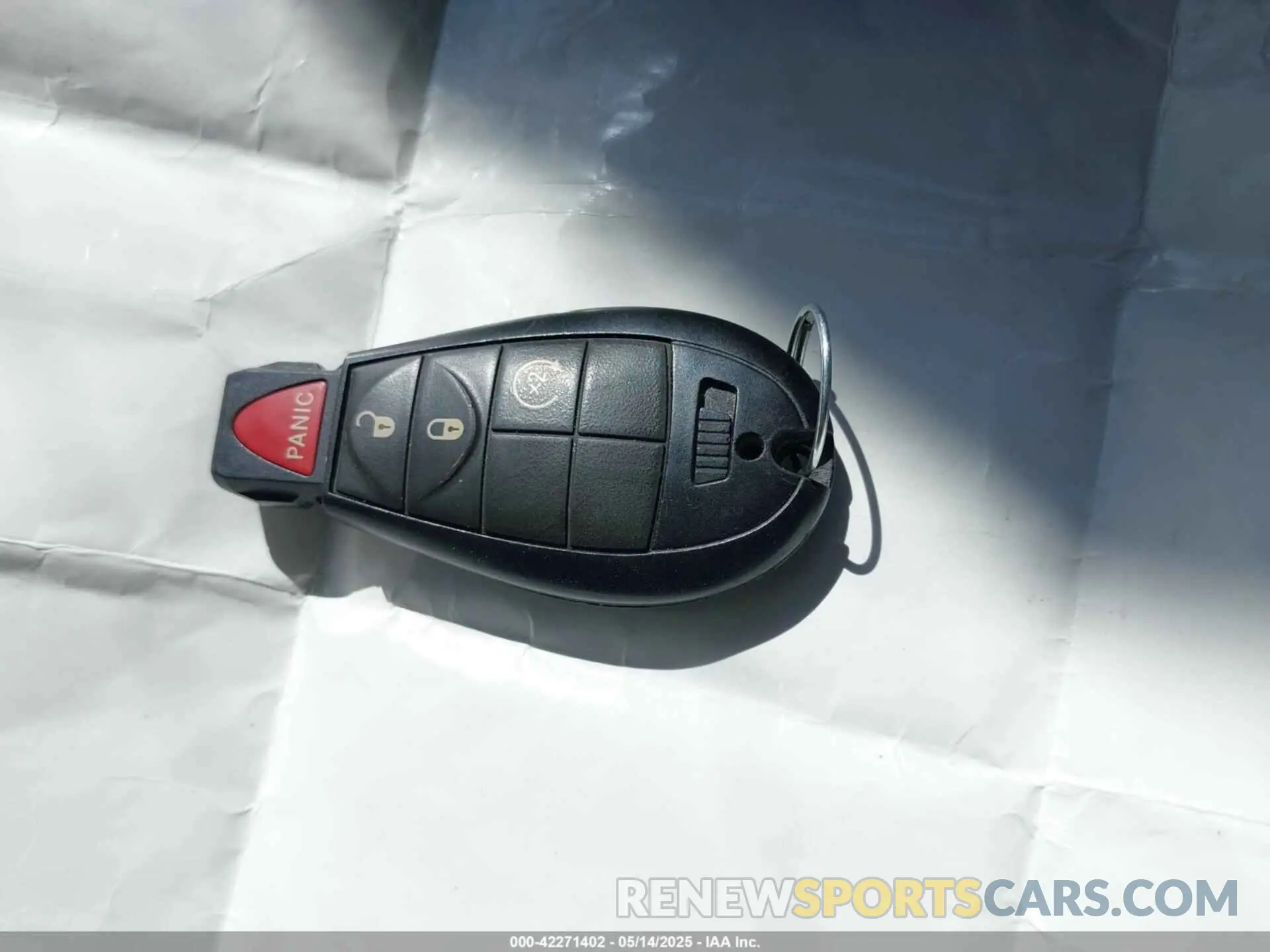 11 Photograph of a damaged car 2C4RDGBG6KR596593 DODGE GRAND CARAVAN 2019