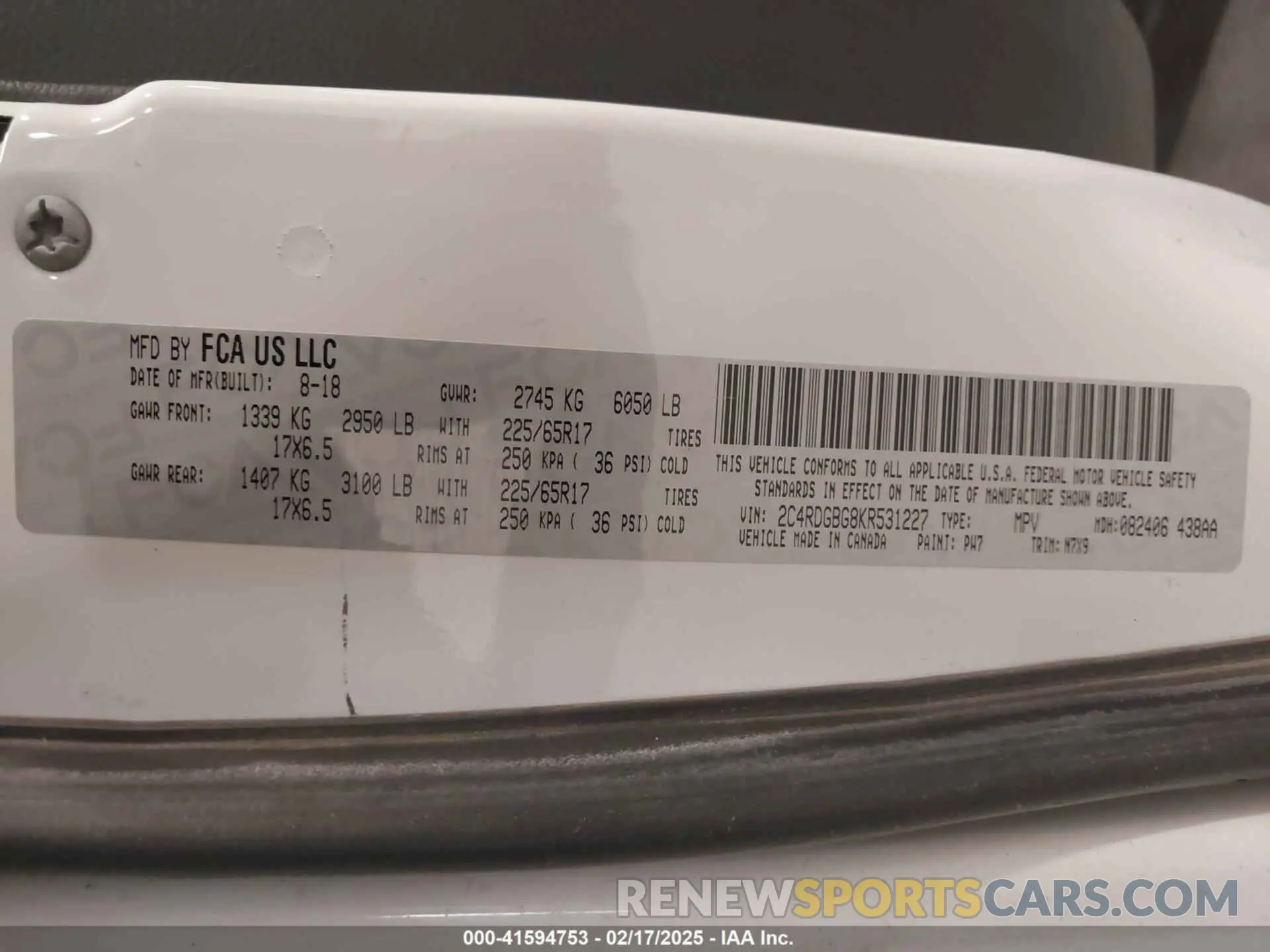 9 Photograph of a damaged car 2C4RDGBG8KR531227 DODGE GRAND CARAVAN 2019