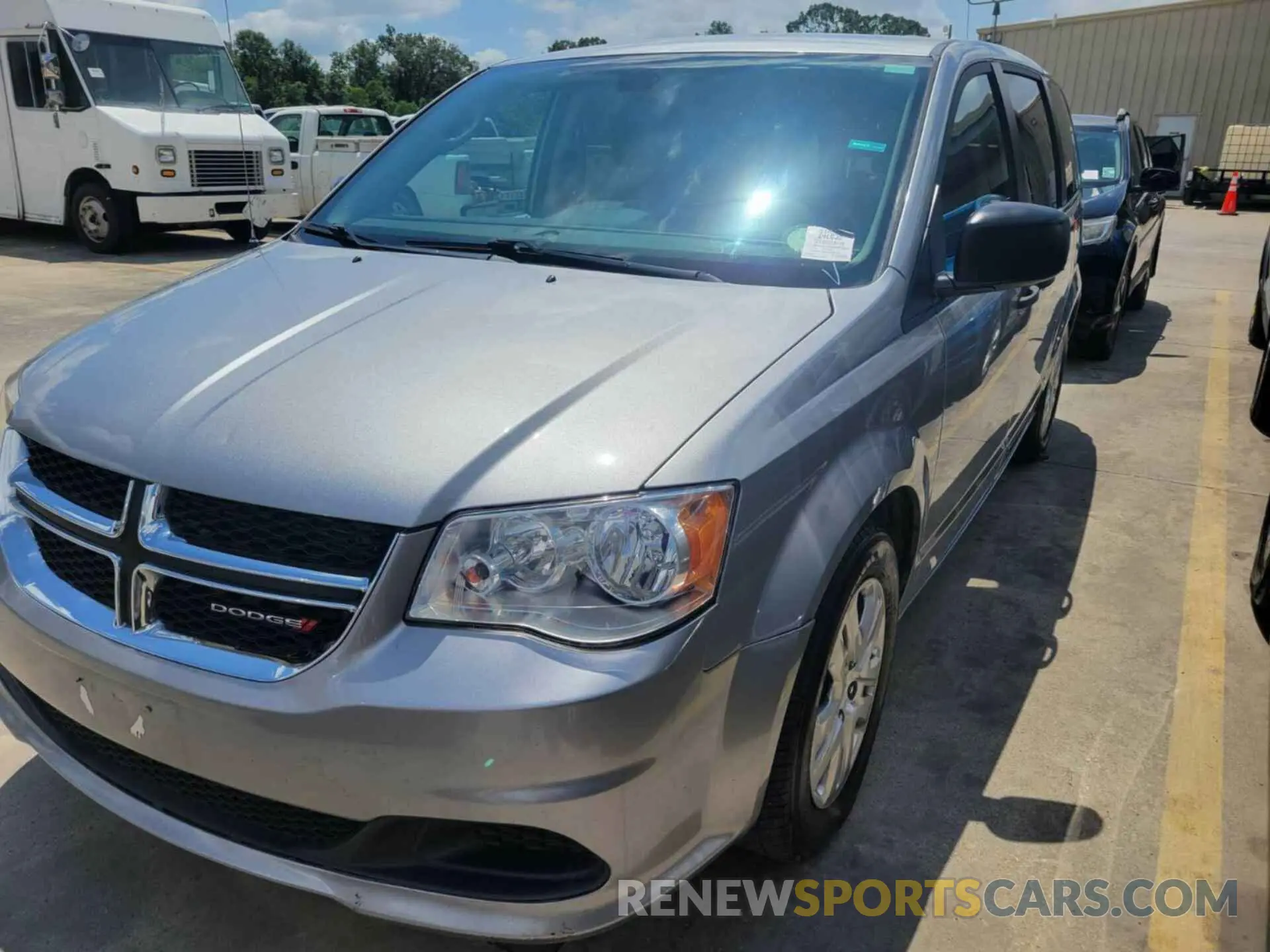 21 Photograph of a damaged car 2C4RDGBG9KR501654 DODGE GRAND CARAVAN 2019