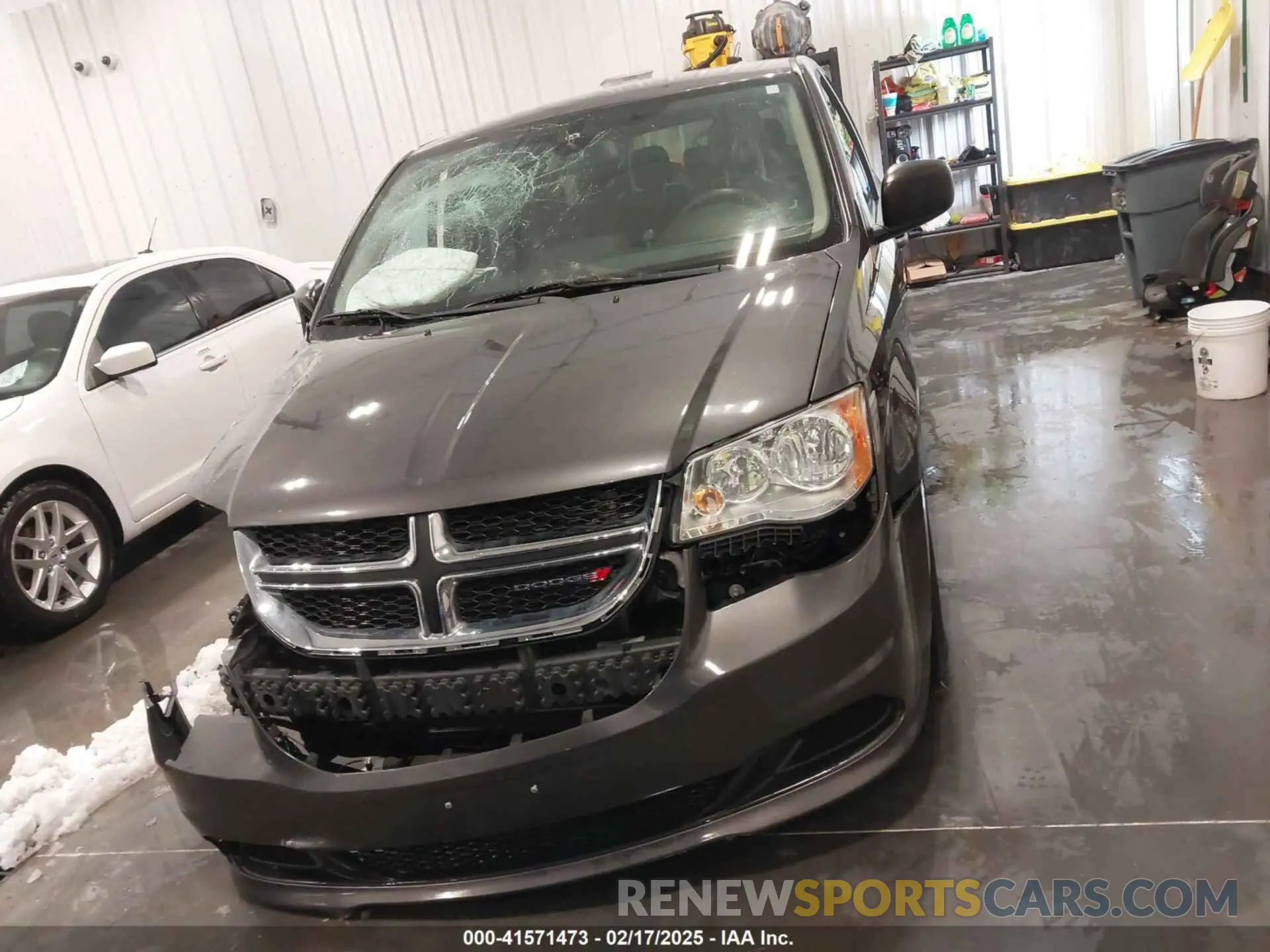 13 Photograph of a damaged car 2C4RDGBG9KR527770 DODGE GRAND CARAVAN 2019