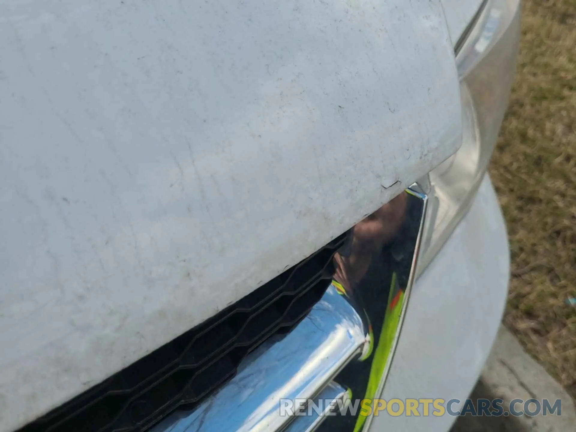 16 Photograph of a damaged car 2C4RDGBG9KR579464 DODGE GRAND CARAVAN 2019