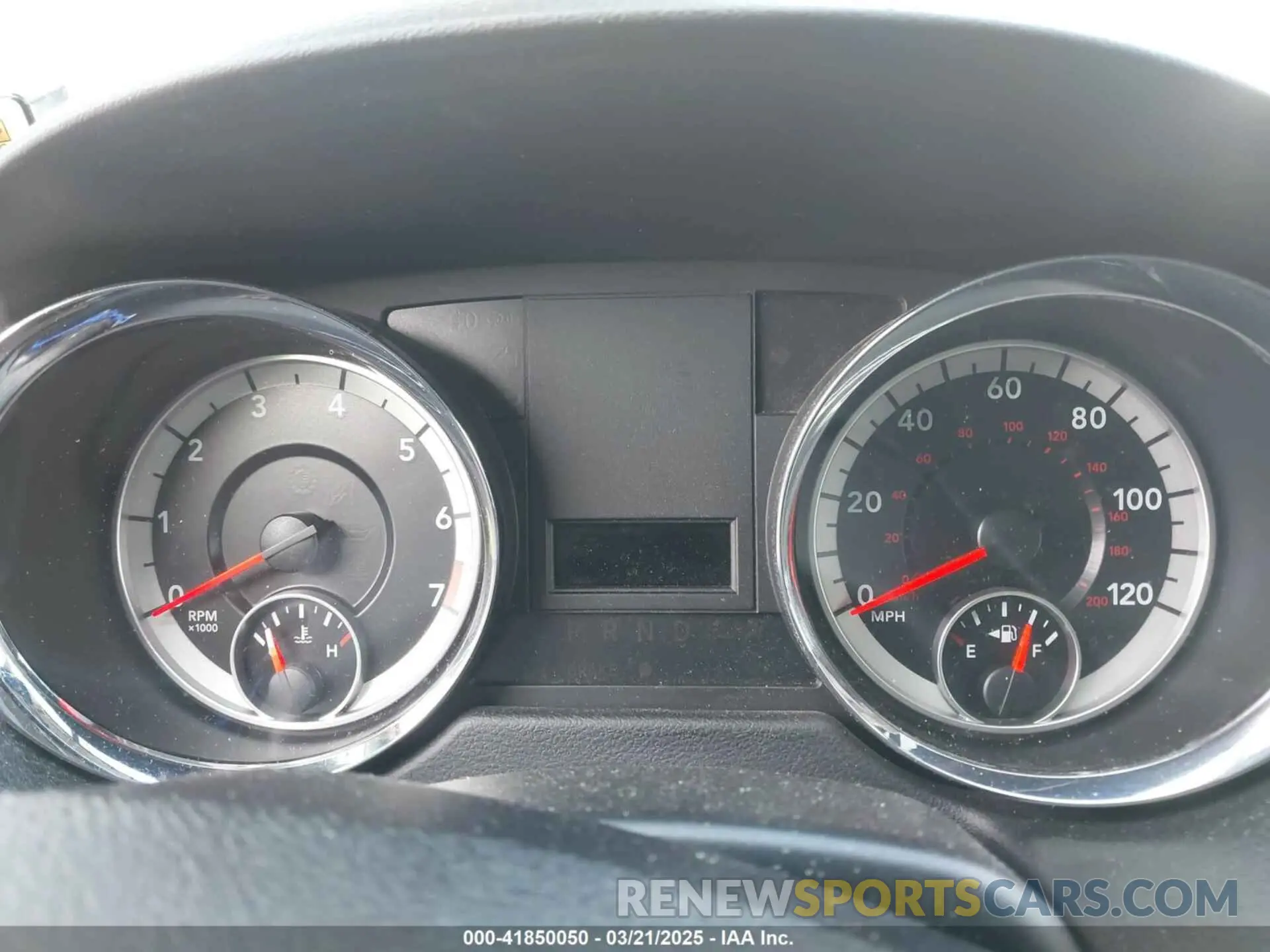 7 Photograph of a damaged car 2C4RDGBGXKR608275 DODGE GRAND CARAVAN 2019
