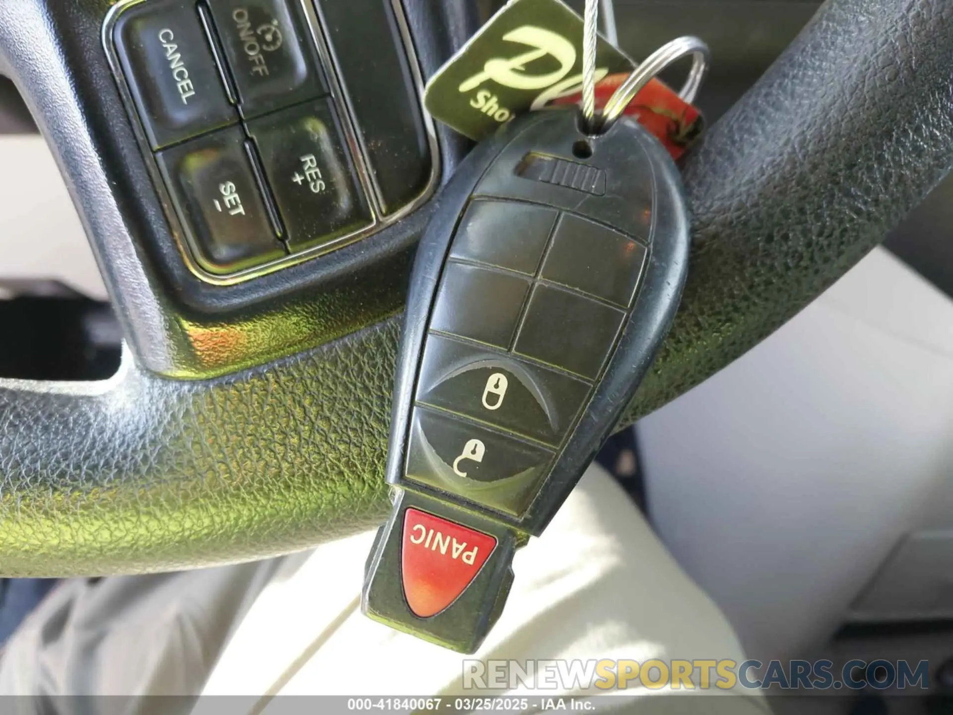 11 Photograph of a damaged car 2C4RDGBGXKR682747 DODGE GRAND CARAVAN 2019