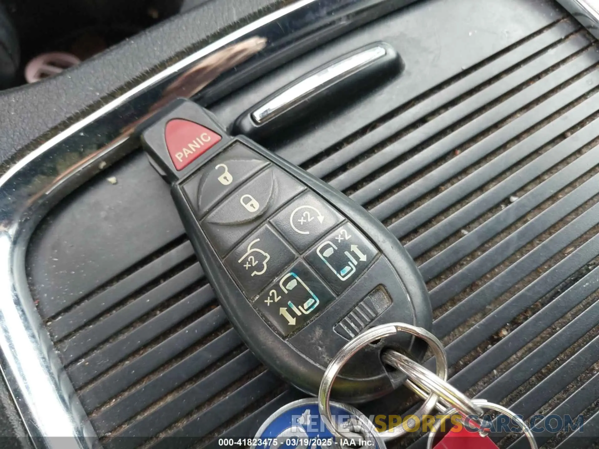 11 Фотография поврежденного автомобиля 2C4RDGCG0KR547100 DODGE GRAND CARAVAN 2019