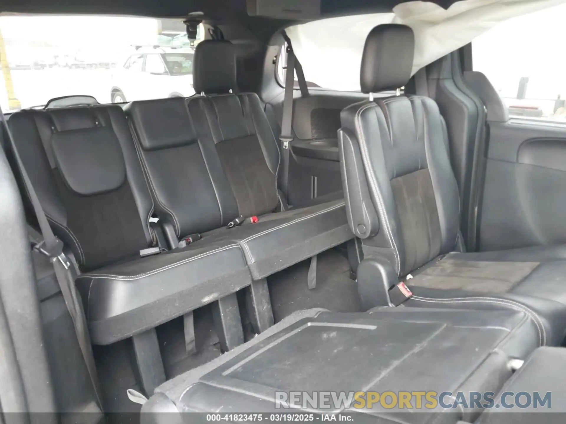 8 Фотография поврежденного автомобиля 2C4RDGCG0KR547100 DODGE GRAND CARAVAN 2019