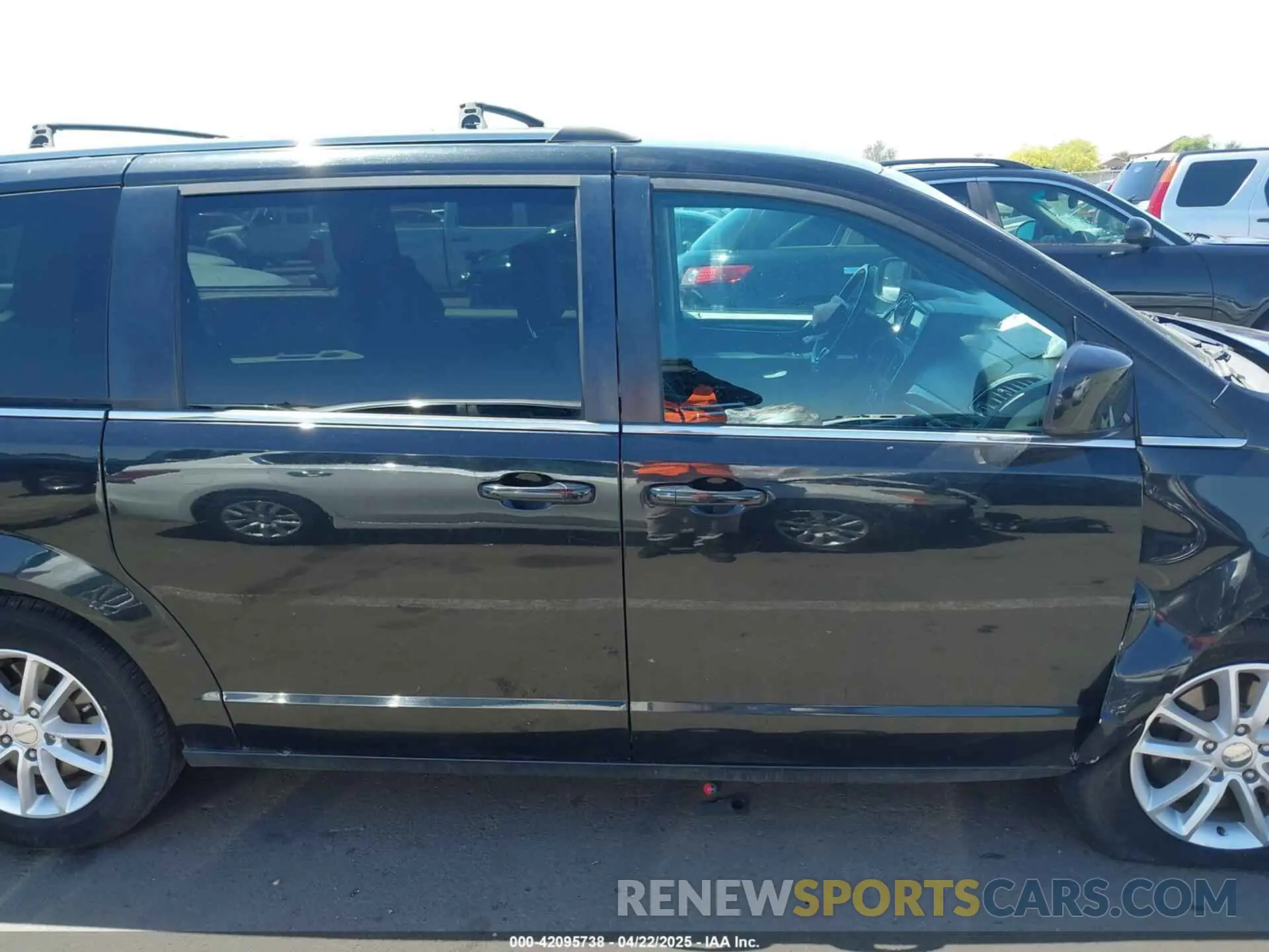 13 Фотография поврежденного автомобиля 2C4RDGCG0KR557898 DODGE GRAND CARAVAN 2019